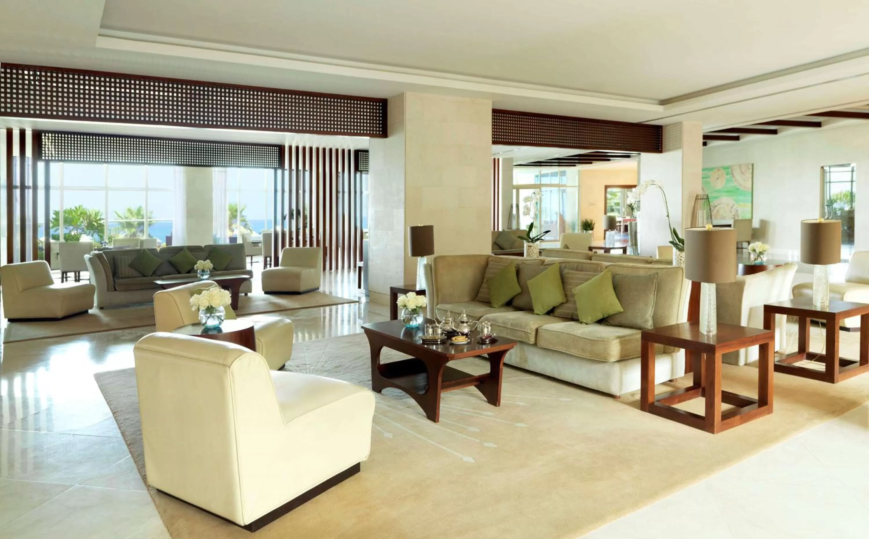 Lobby or reception in Radisson Blu Resort, Fujairah