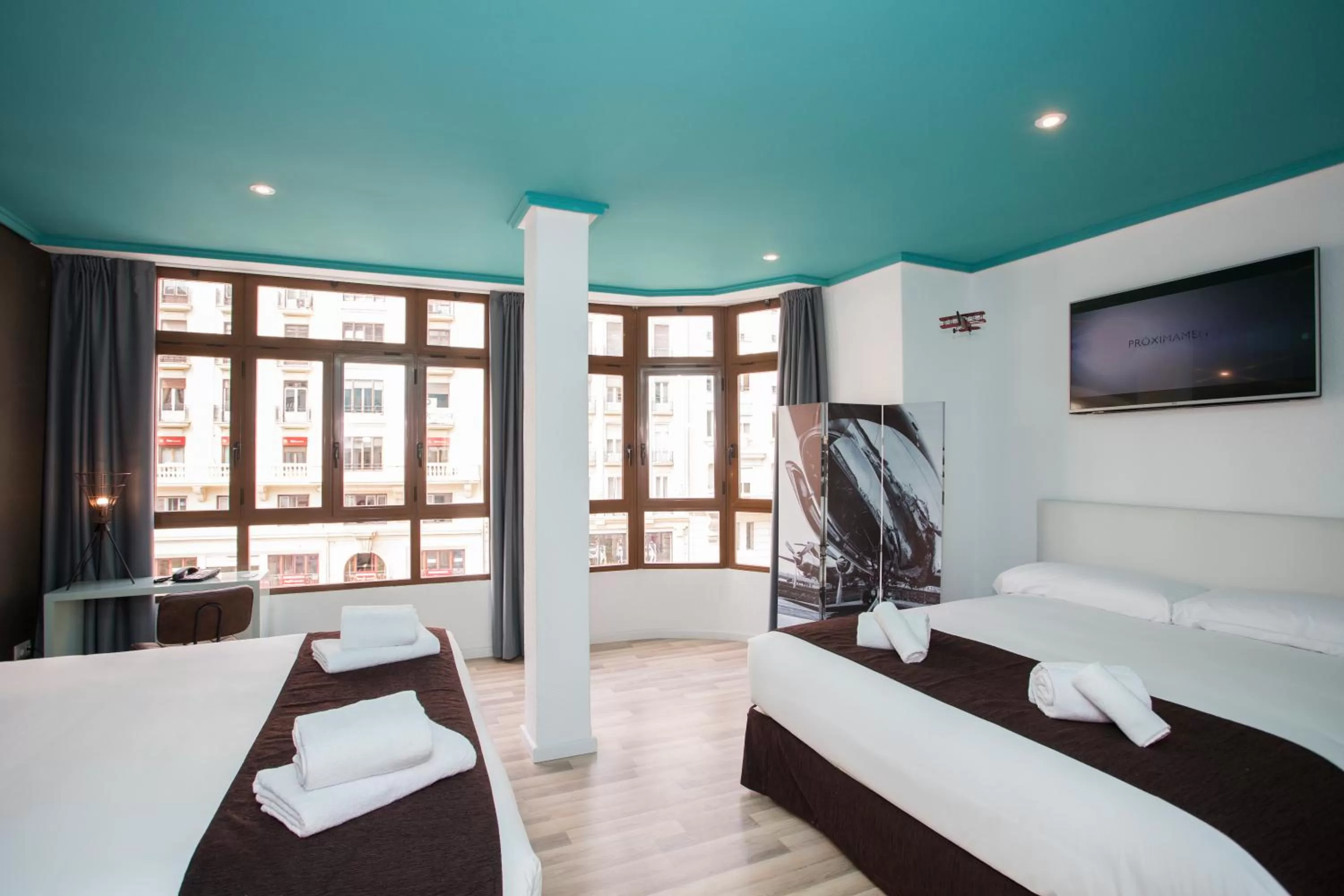 Photo of the whole room, Bed in Casual Vintage Valencia