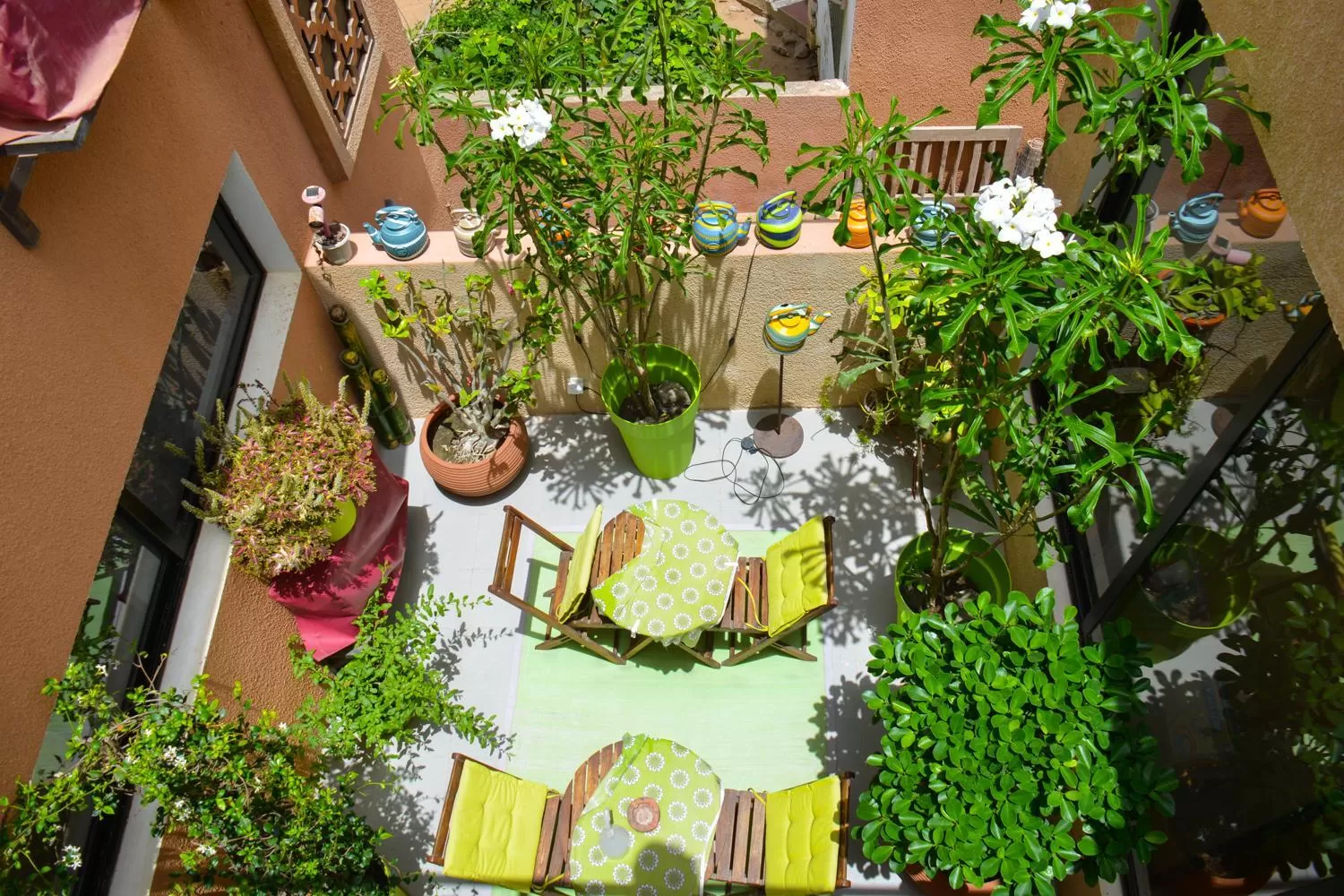 Patio, Bird's-eye View in Nyéléni maison sahel