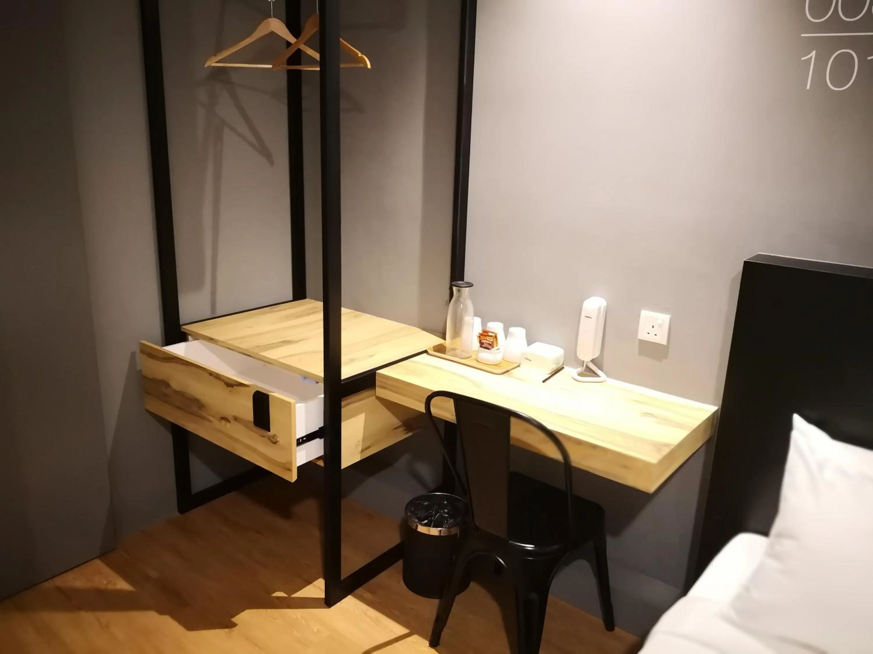 Coffee/tea facilities, Bed in H Boutique Hotel Xplorer Kota Damansara