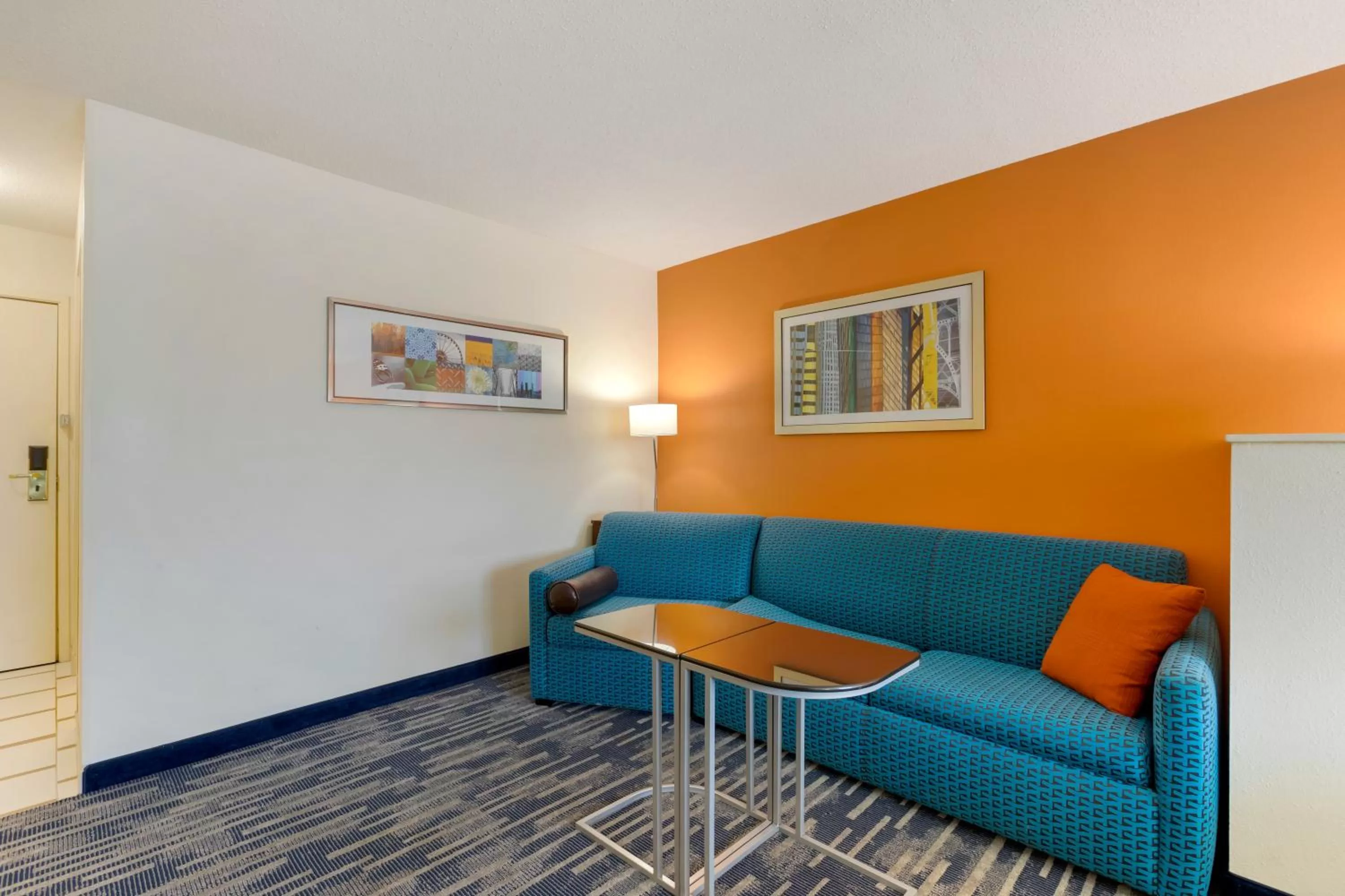Seating area in Quality Inn & Suites Keokuk North