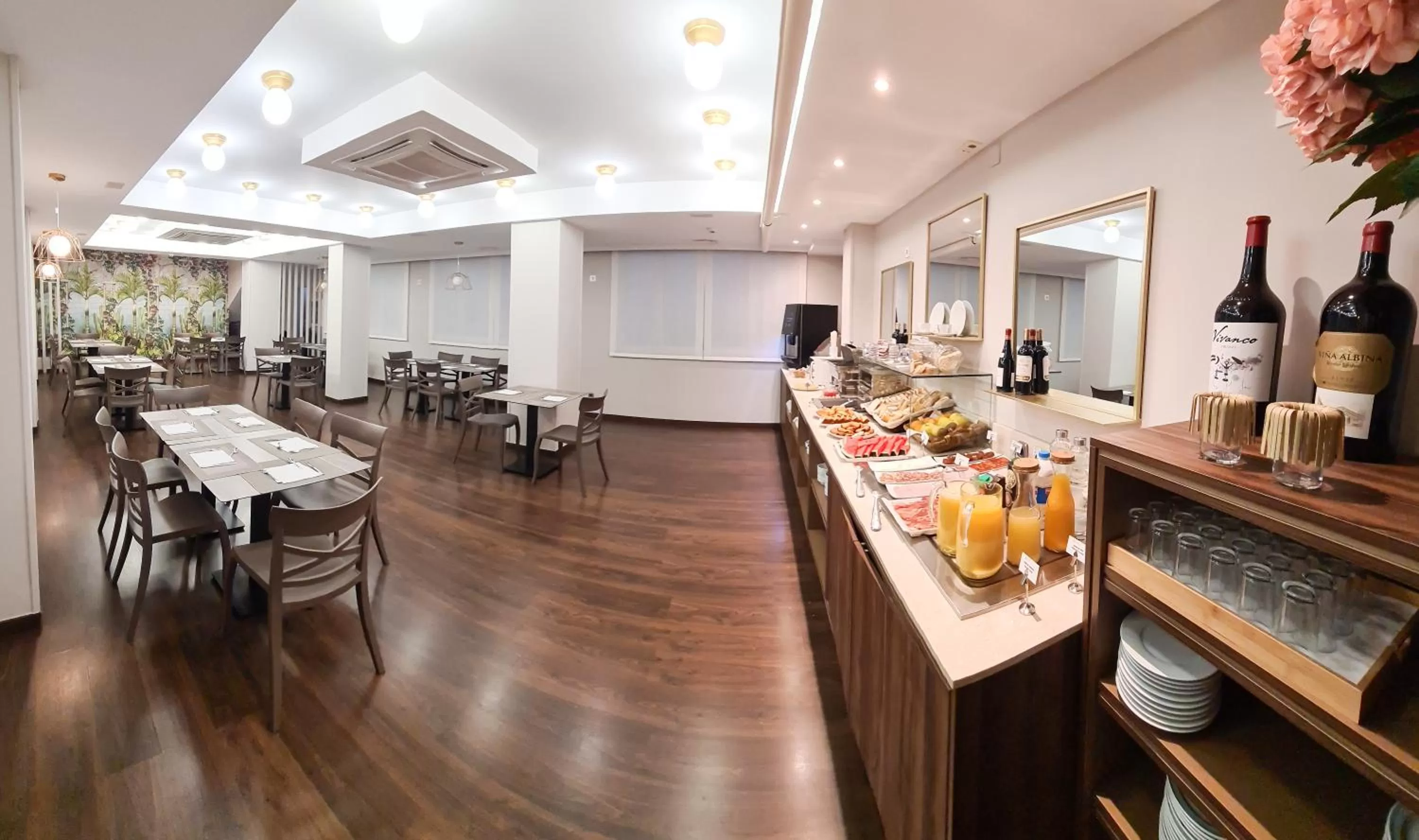 Restaurant/places to eat in Hotel los Bracos