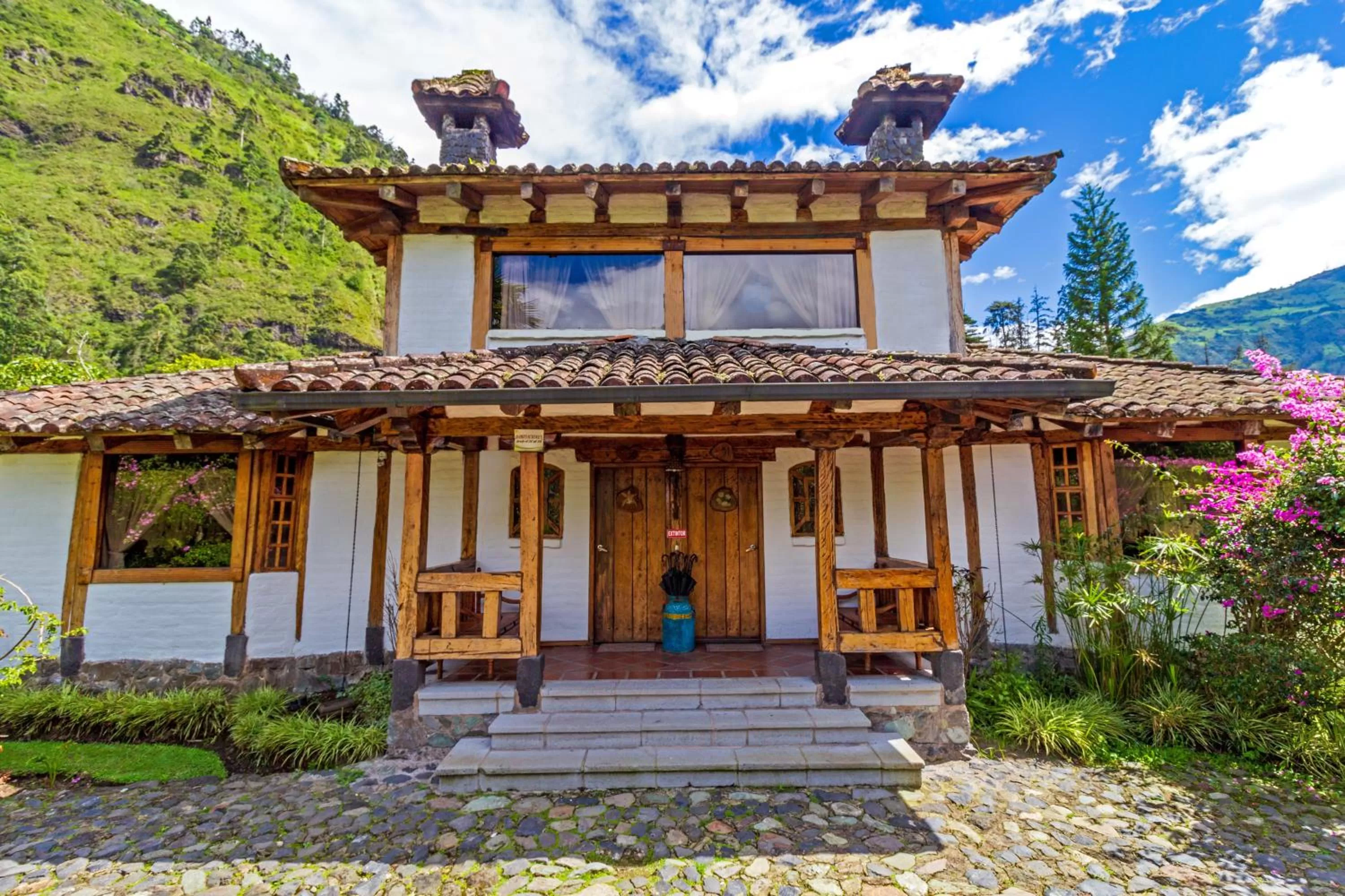 Patio, Property Building in Samari Spa Resort