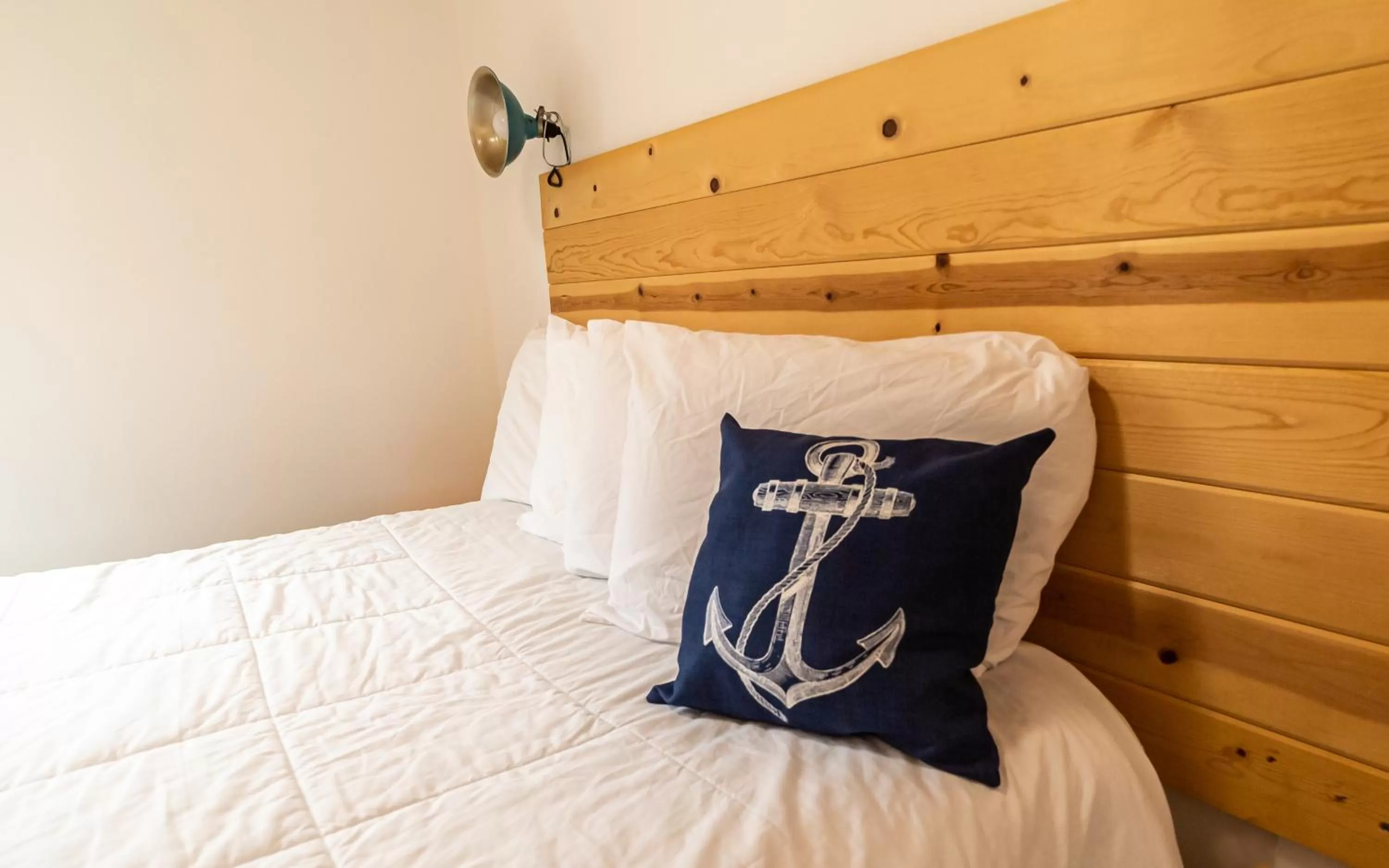 Bed in Terimore Lodging by the Sea