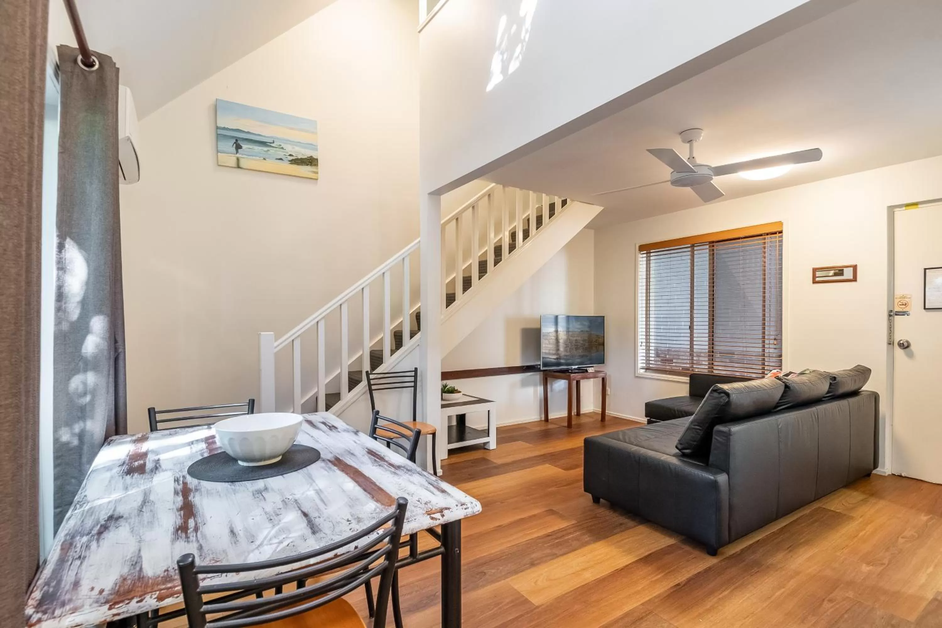 TV and multimedia in Byron Central Apartments