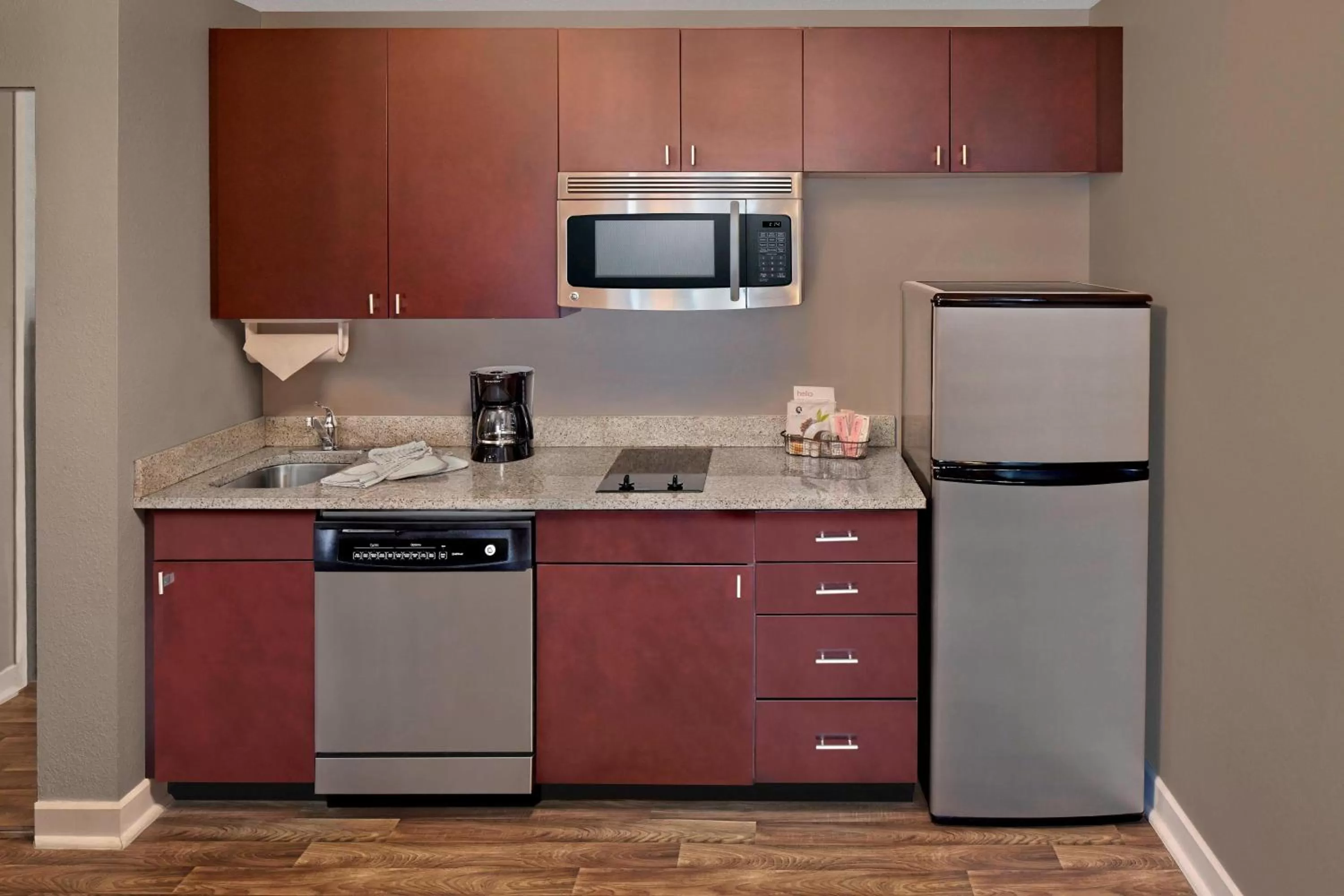 Kitchen or kitchenette in TownePlace Suites by Marriott Albany Downtown/Medical Center