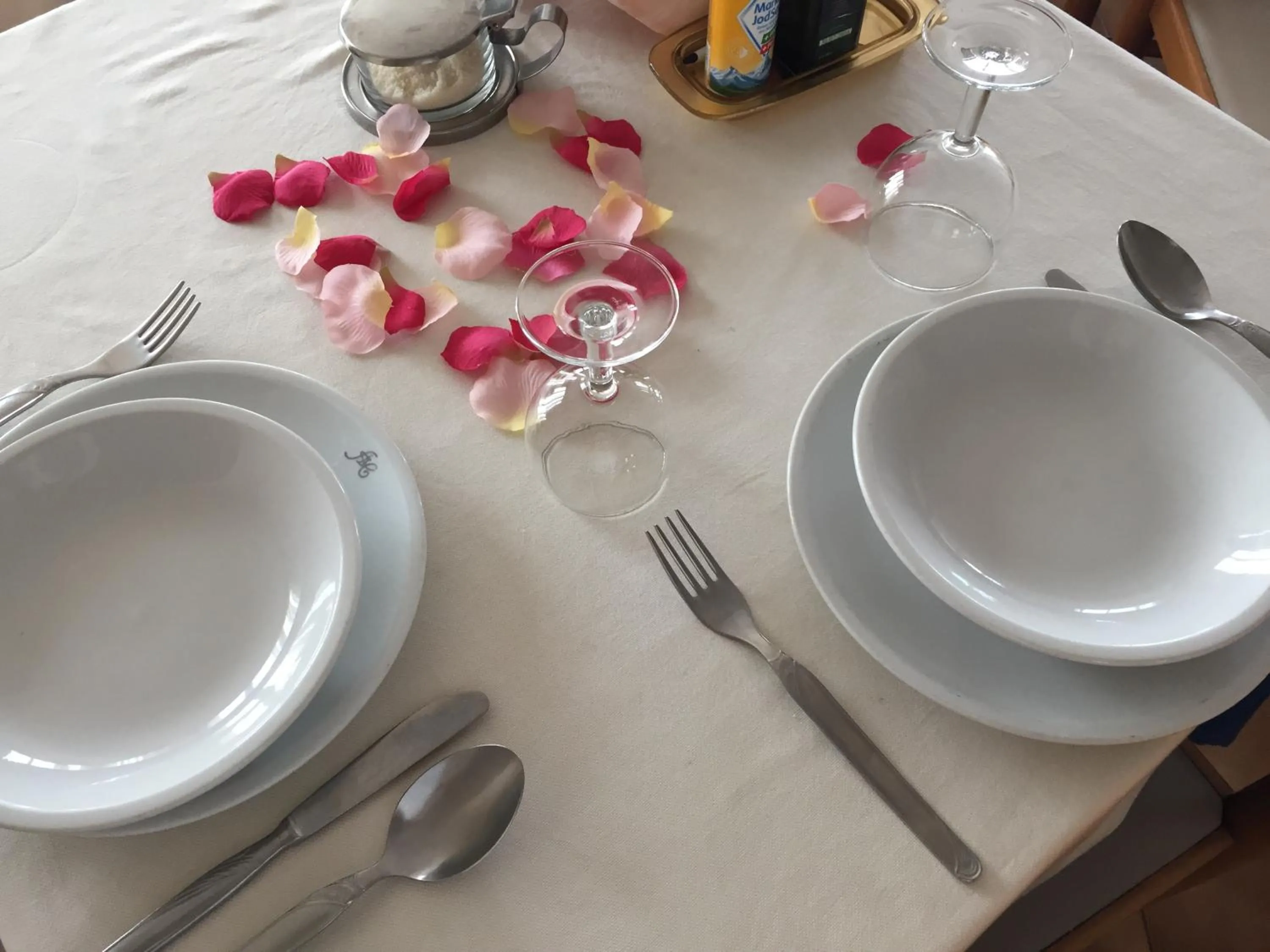 Restaurant/places to eat in Hotel Cosmopolita