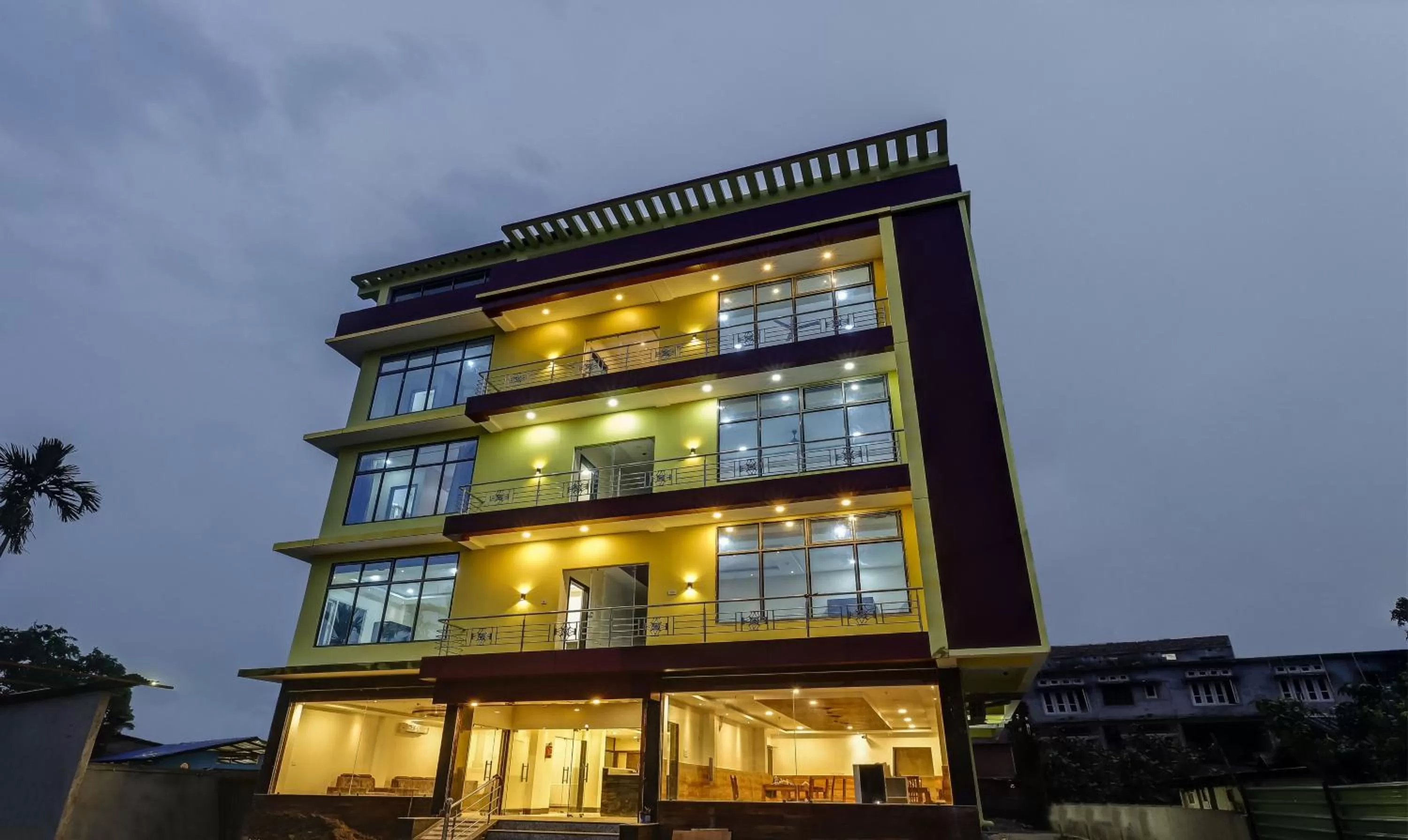 Property building in Treebo Hotel Mobi VIP Airport