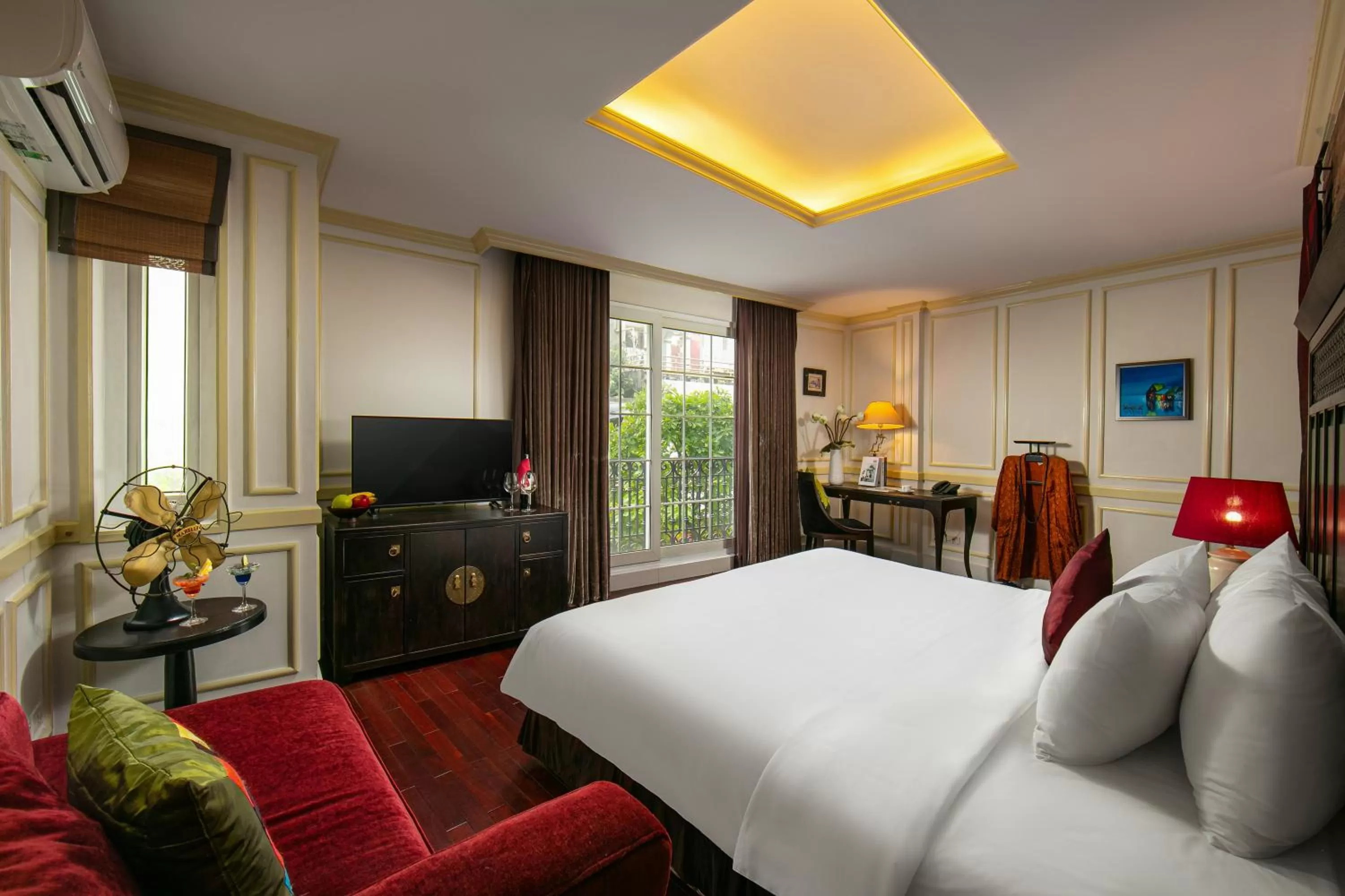 Bed in Hanoi Boutique Hotel & Spa