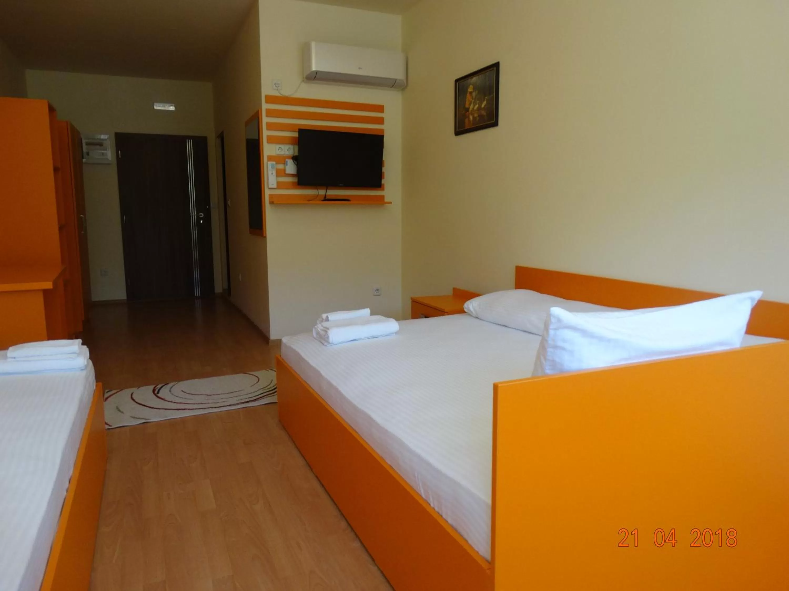 Nearby landmark, Bed in Hotel Lago Peshtera