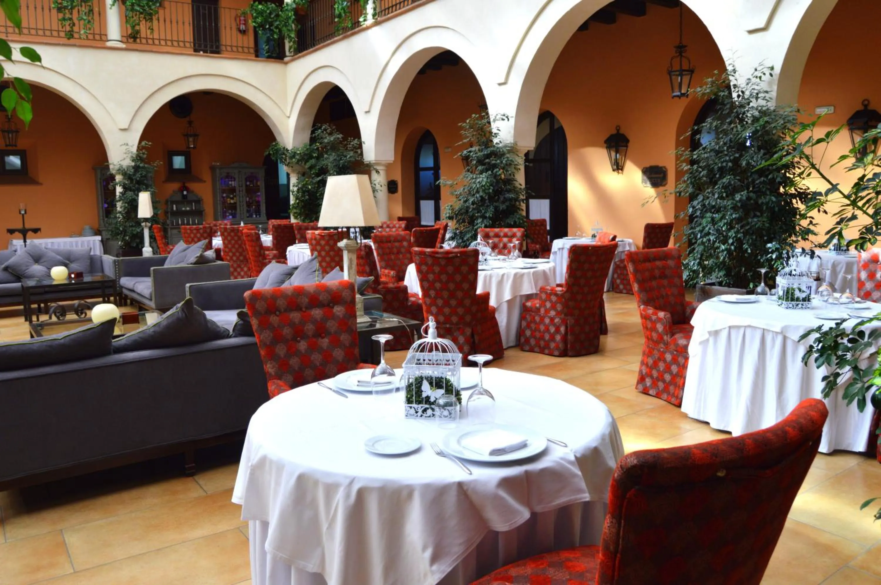 Restaurant/places to eat in Hacienda Montija Hotel