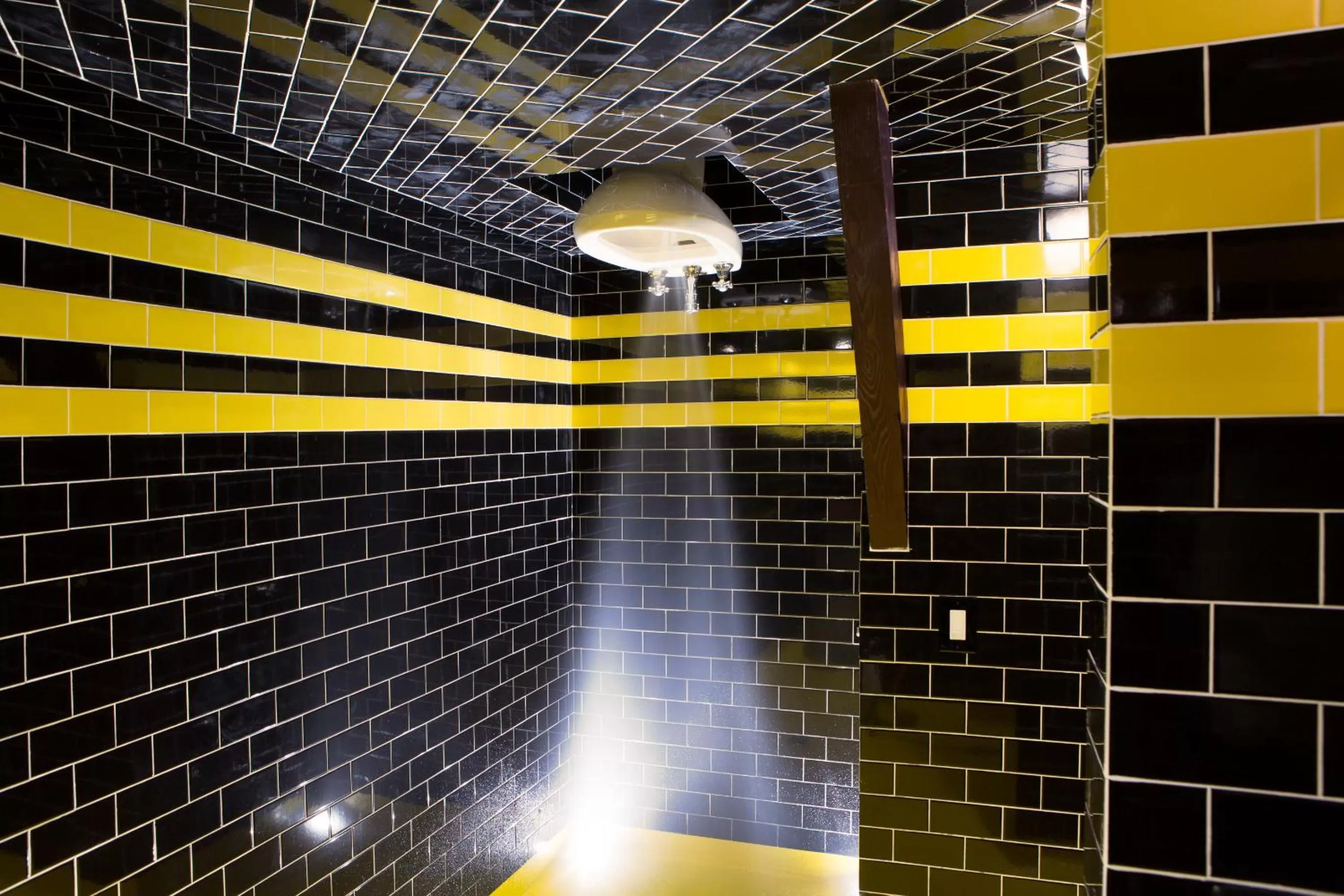 Hicksville Pines Chalets & Motel