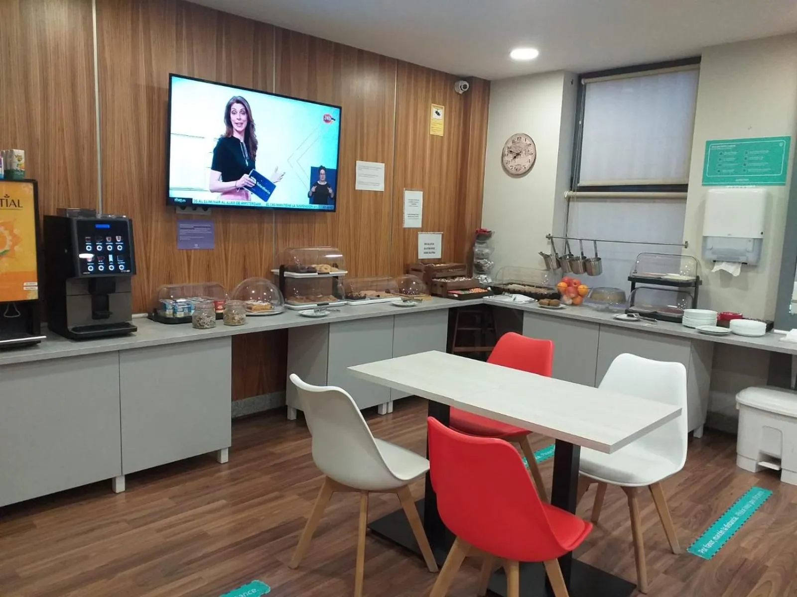 Breakfast in Hotel Alda Cardeña