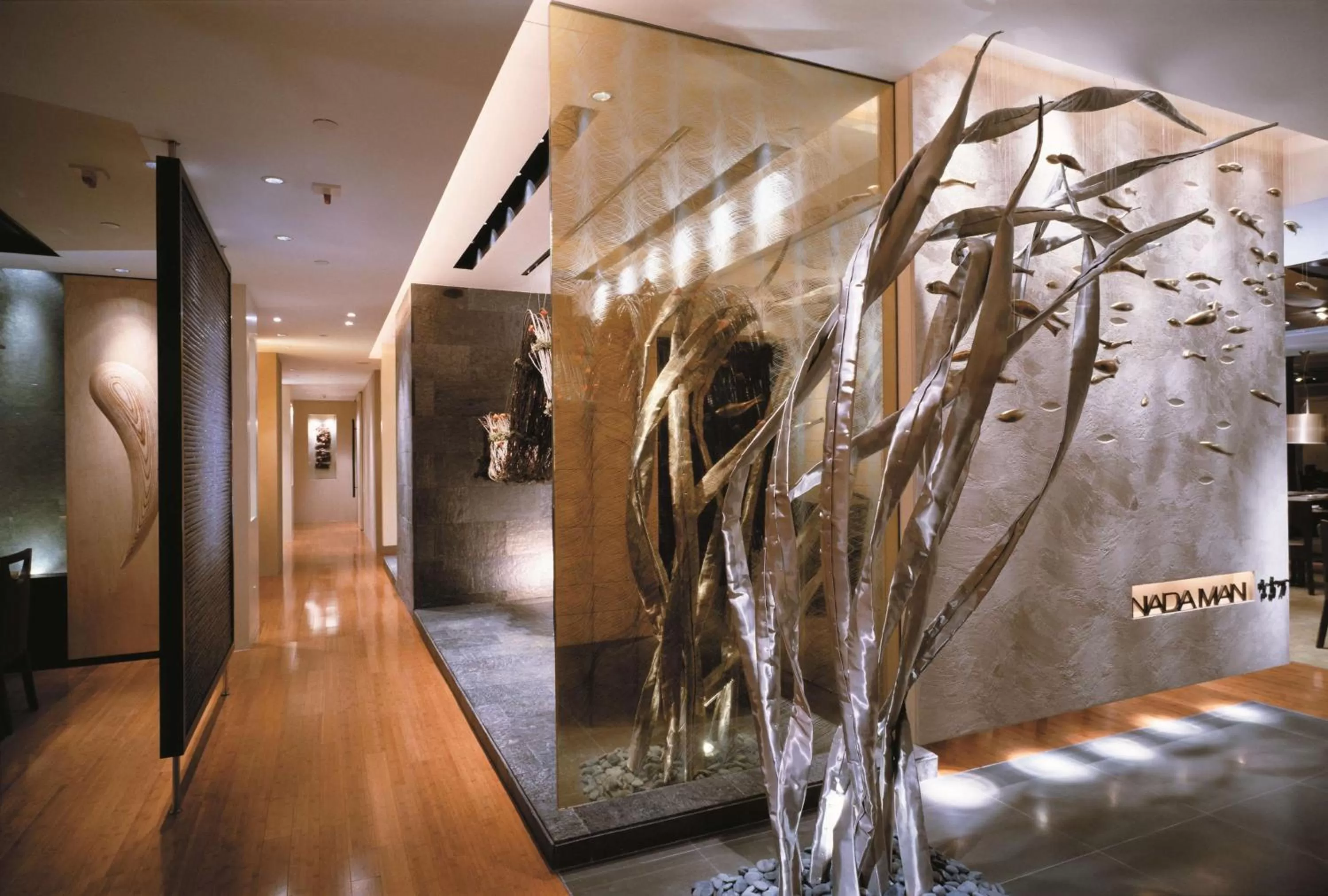 Restaurant/places to eat in Kowloon Shangri-La, Hong Kong