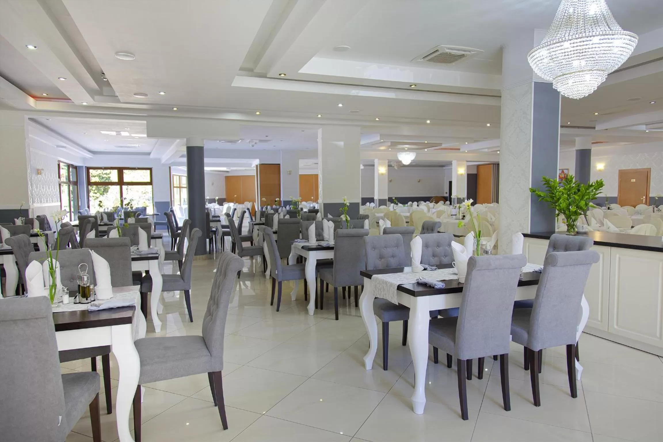 Restaurant/places to eat in Hotel Verde Montana Wellness & Spa