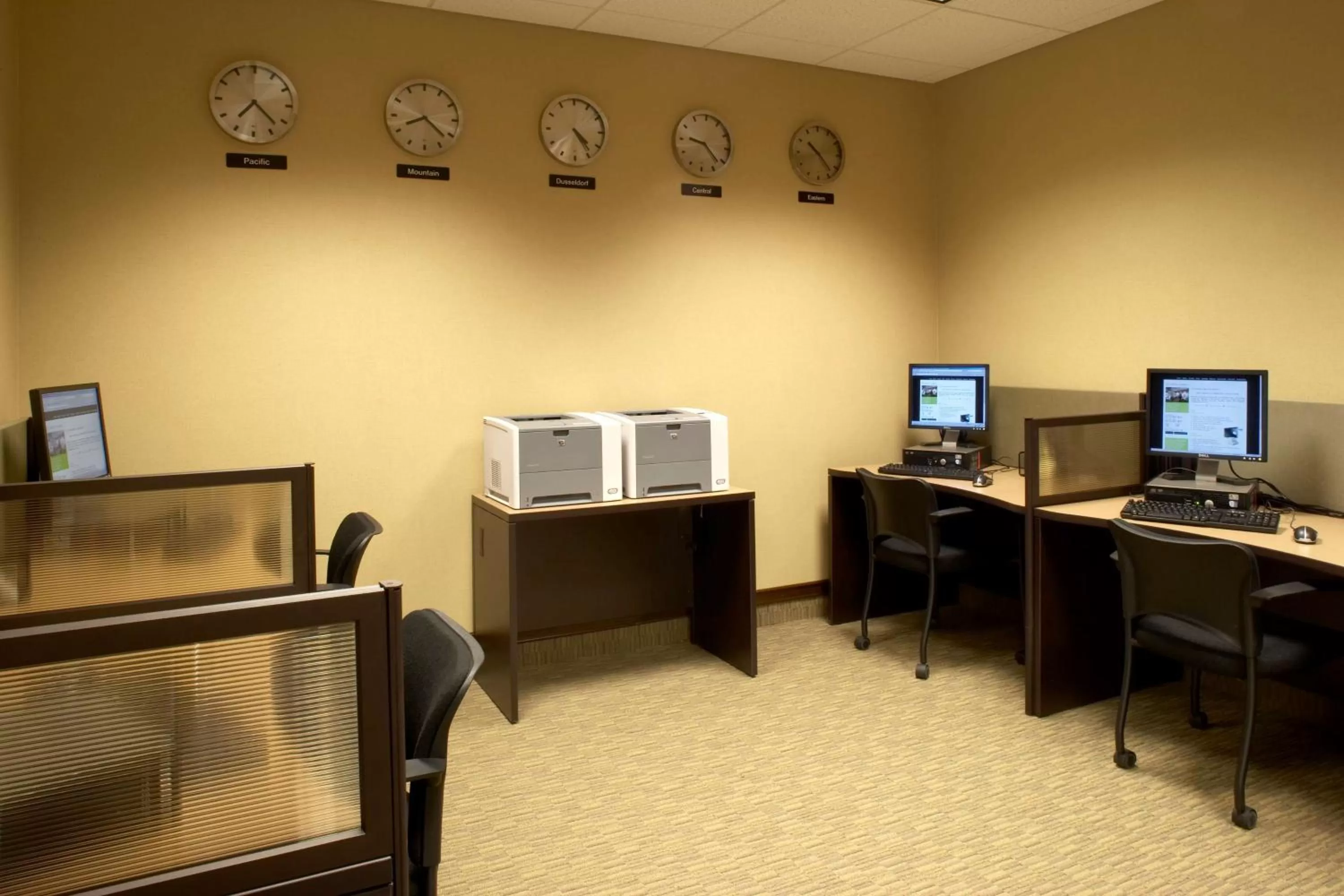 Lobby or reception in Hyatt House Sterling/Dulles Airport North