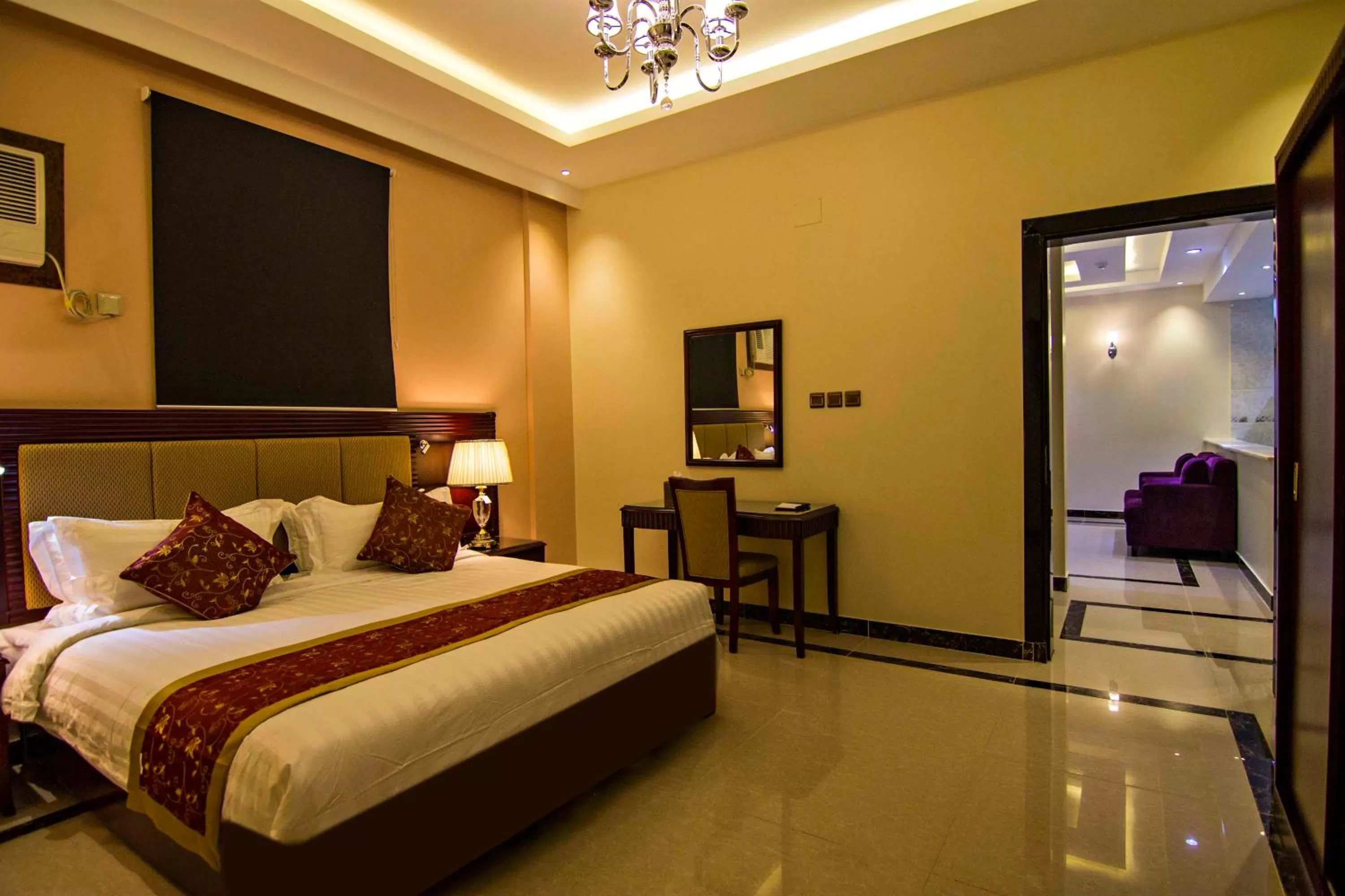 Bed in Dreams Houses furnished Suites