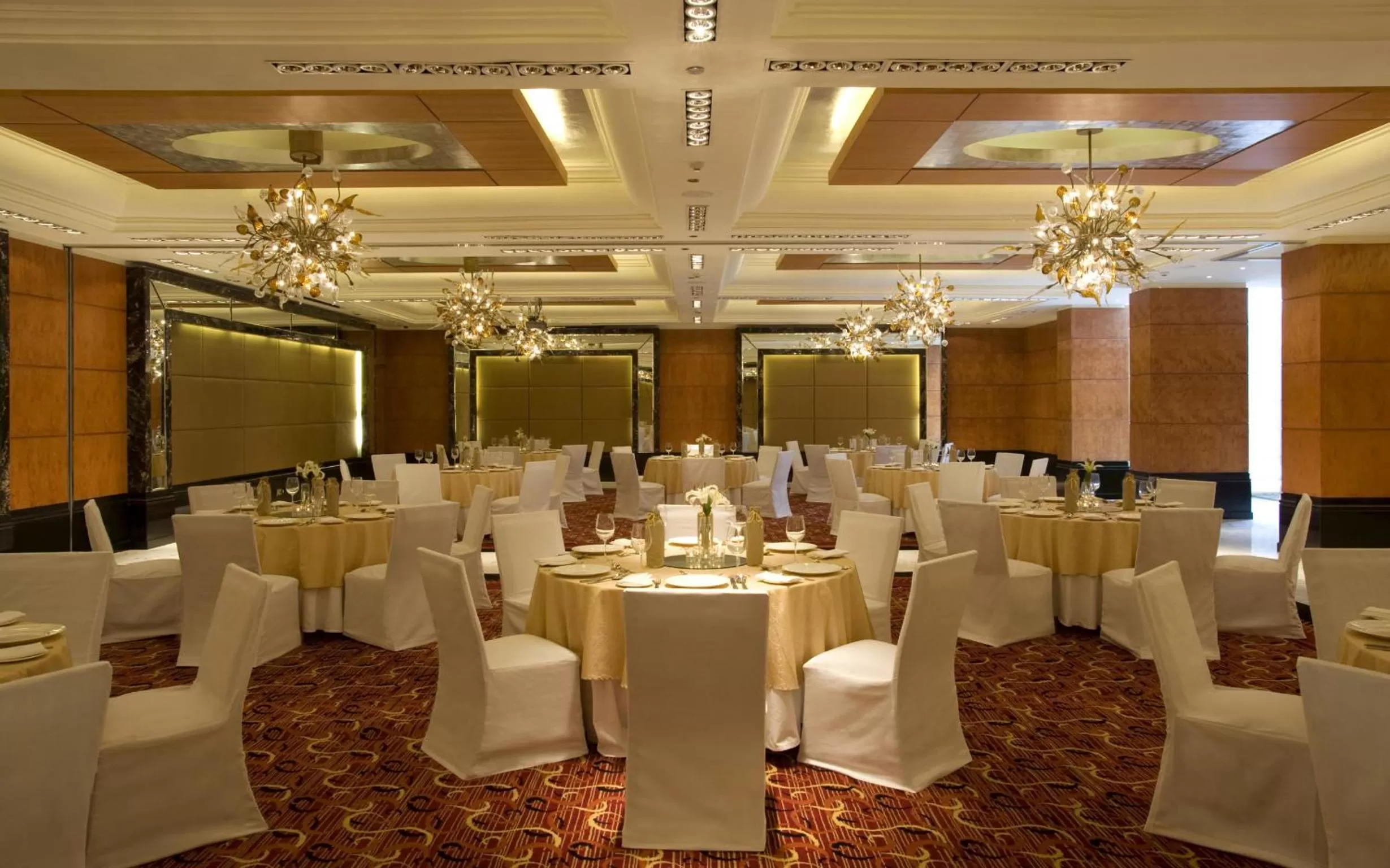Banquet/Function facilities in Taj Club House