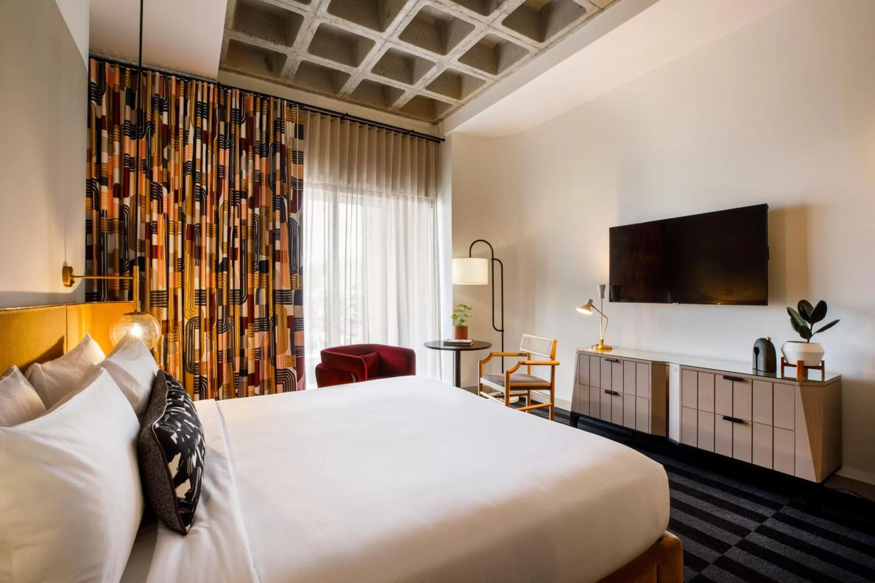 Bedroom, Bed in Hotel Indy, Indianapolis, a Tribute Portfolio Hotel