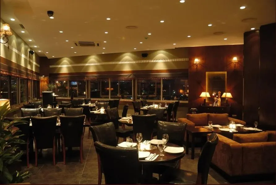 Restaurant/Places to Eat in Galaxy Amman Hotel
