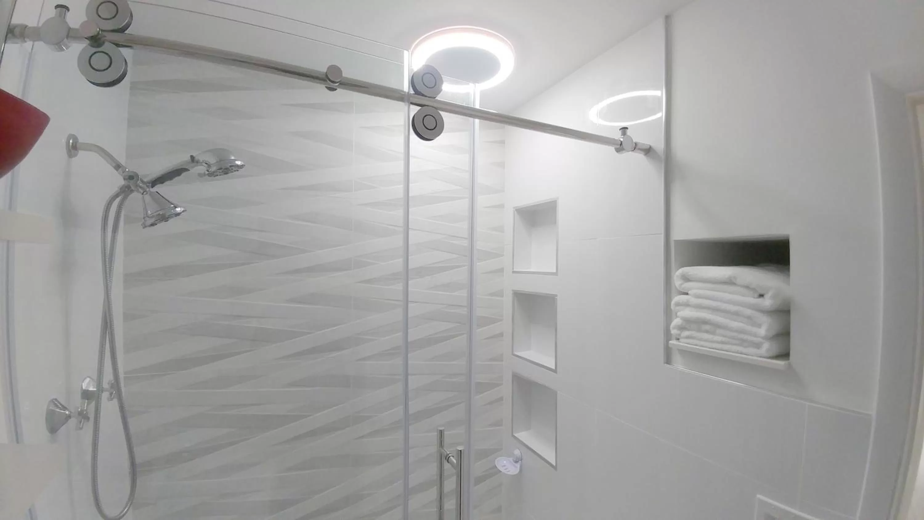 Bathroom in Downtown Hollywood Boutique Hotel