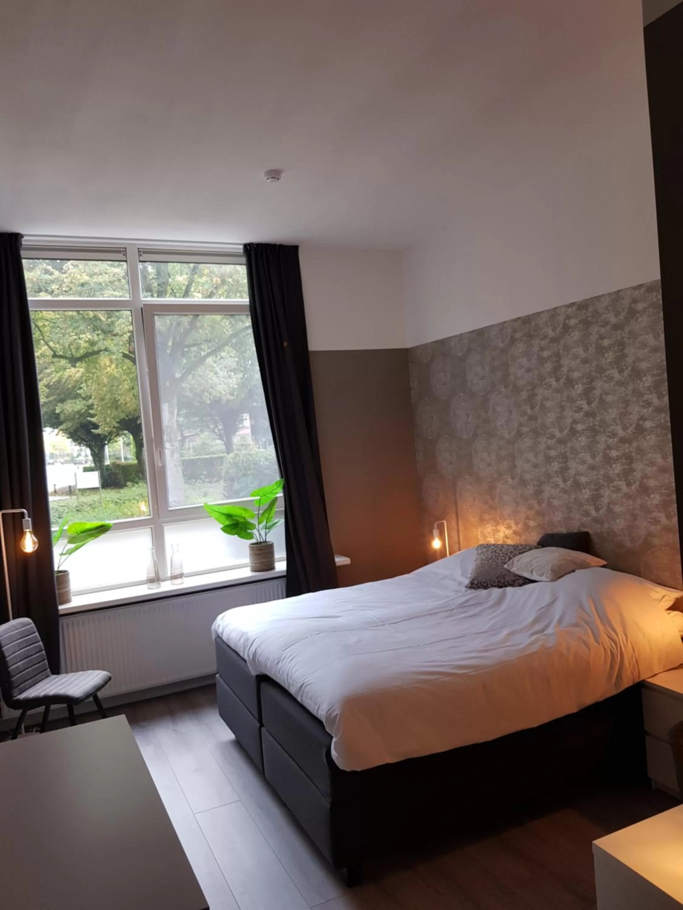 Bed in B&B de Wilhelminaschool