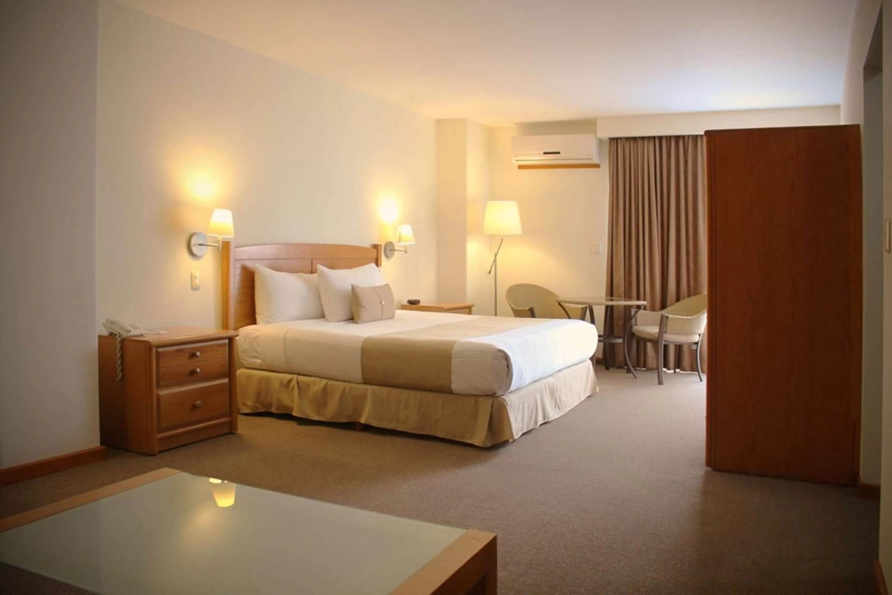 Junior Suite with Terrace - Non-Smoking in Best Western Plus Plaza Vizcaya