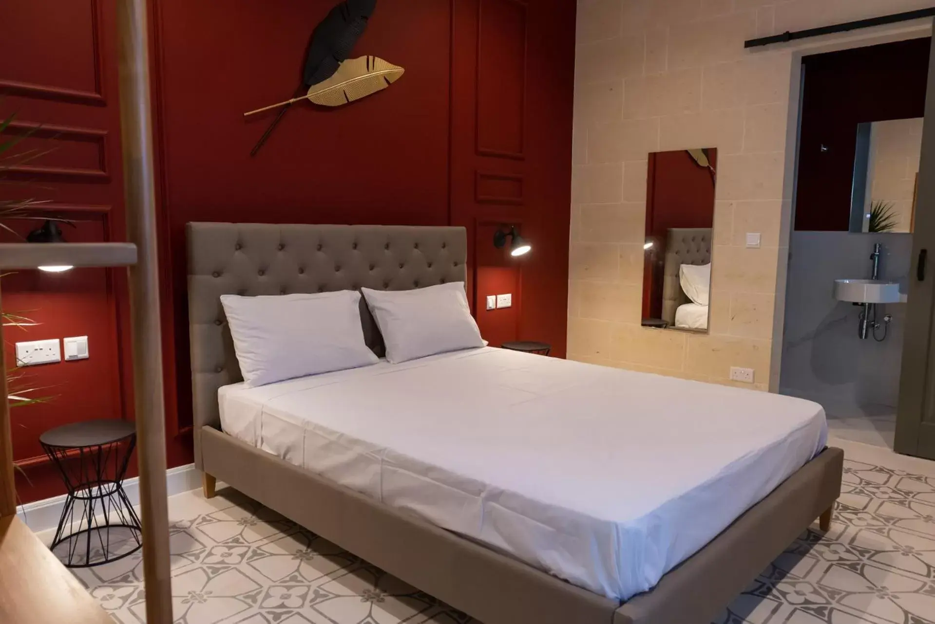 Queen Room in The Carob Tree Queen Room in The Carob Tree