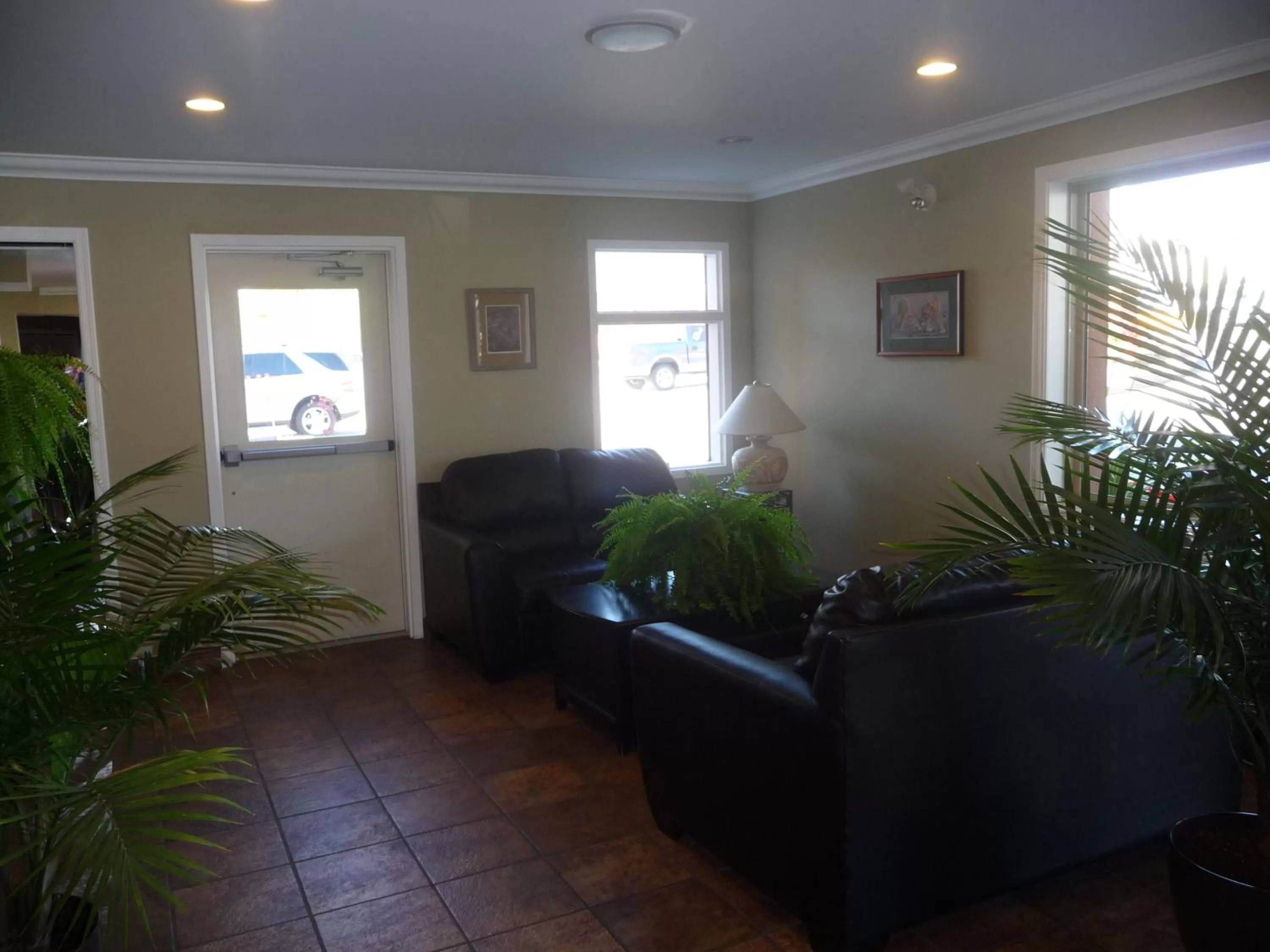 Lobby or reception, Lobby/Reception in Super 8 by Wyndham Osoyoos