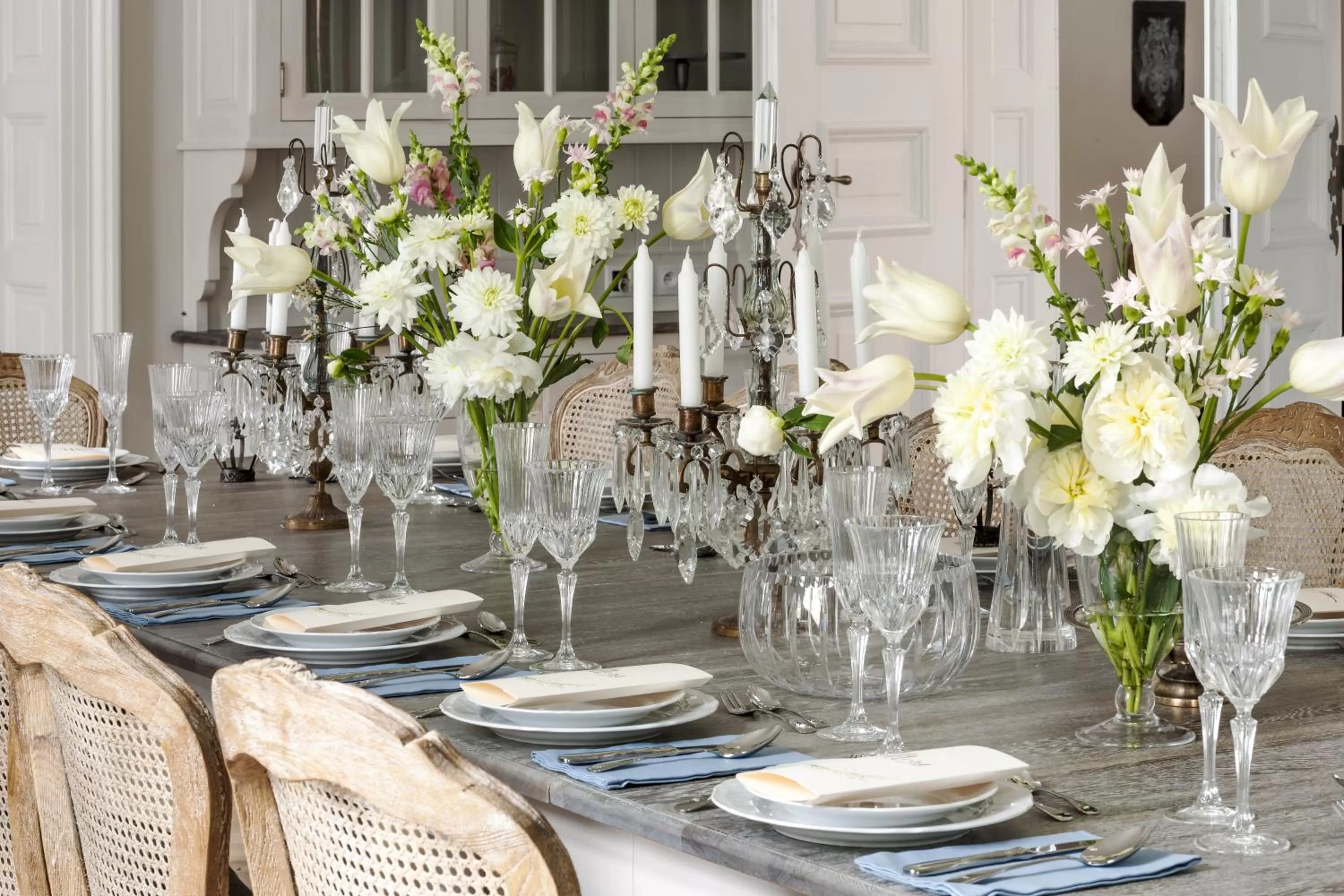 Restaurant/places to eat in Pałac Kamieniec