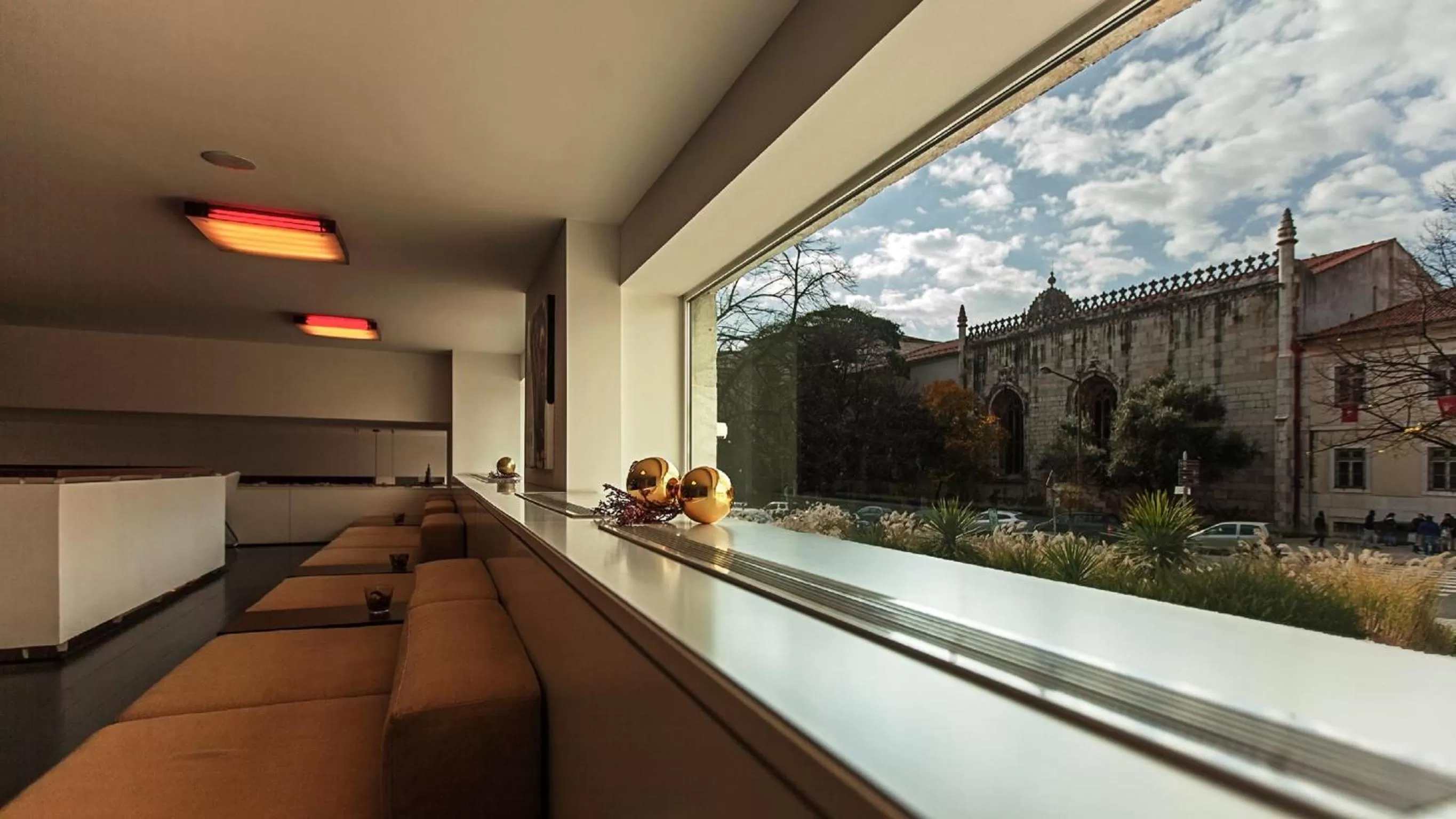 Area and facilities in Hotel Jeronimos 8