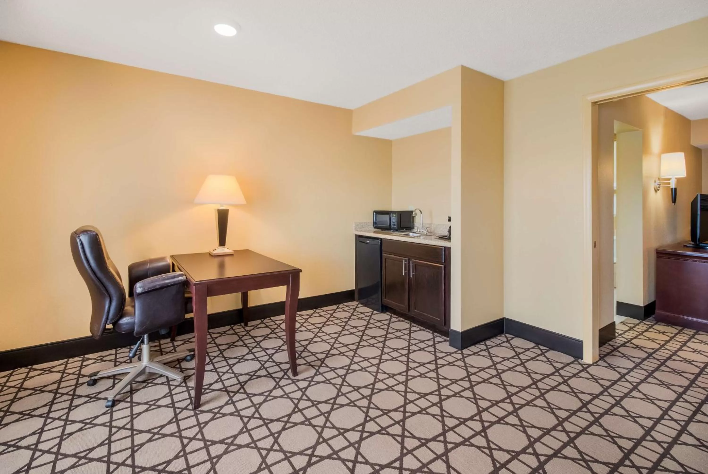 Bedroom in Best Western University Inn