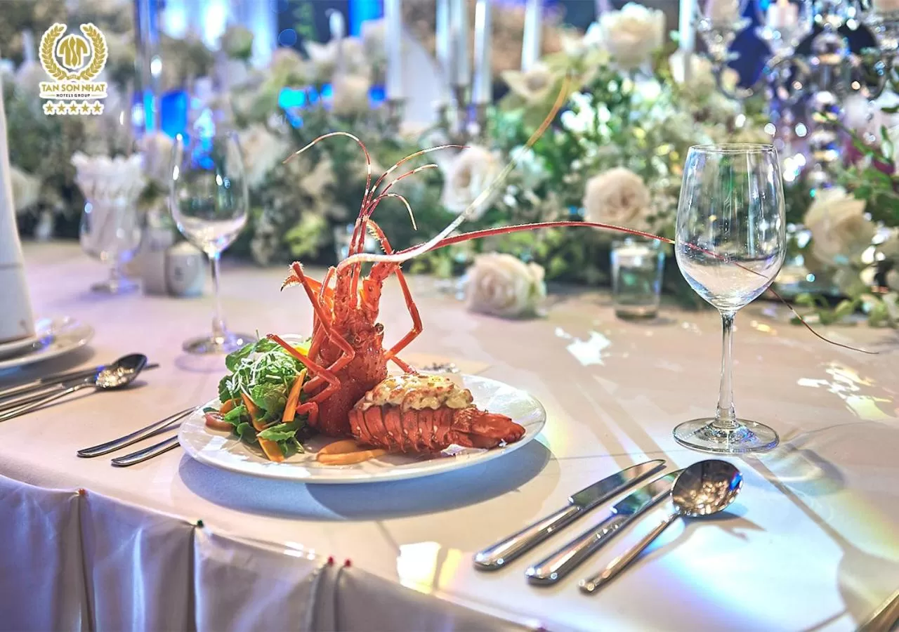 Meeting/conference room in Tan Son Nhat Saigon Hotel