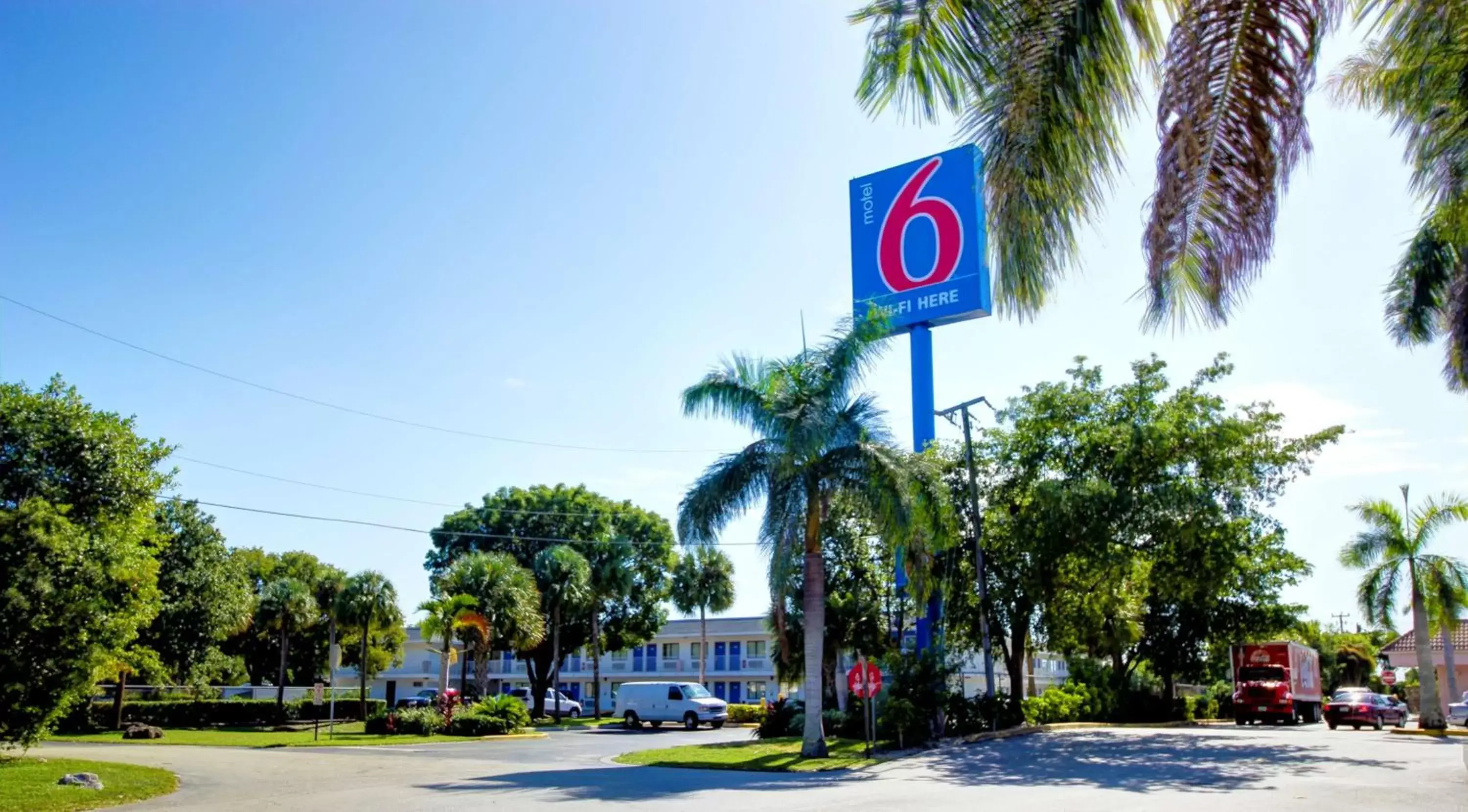 Motel 6-Lantana West Palm Beach, FL Motel 6-Lantana West Palm Beach, FL