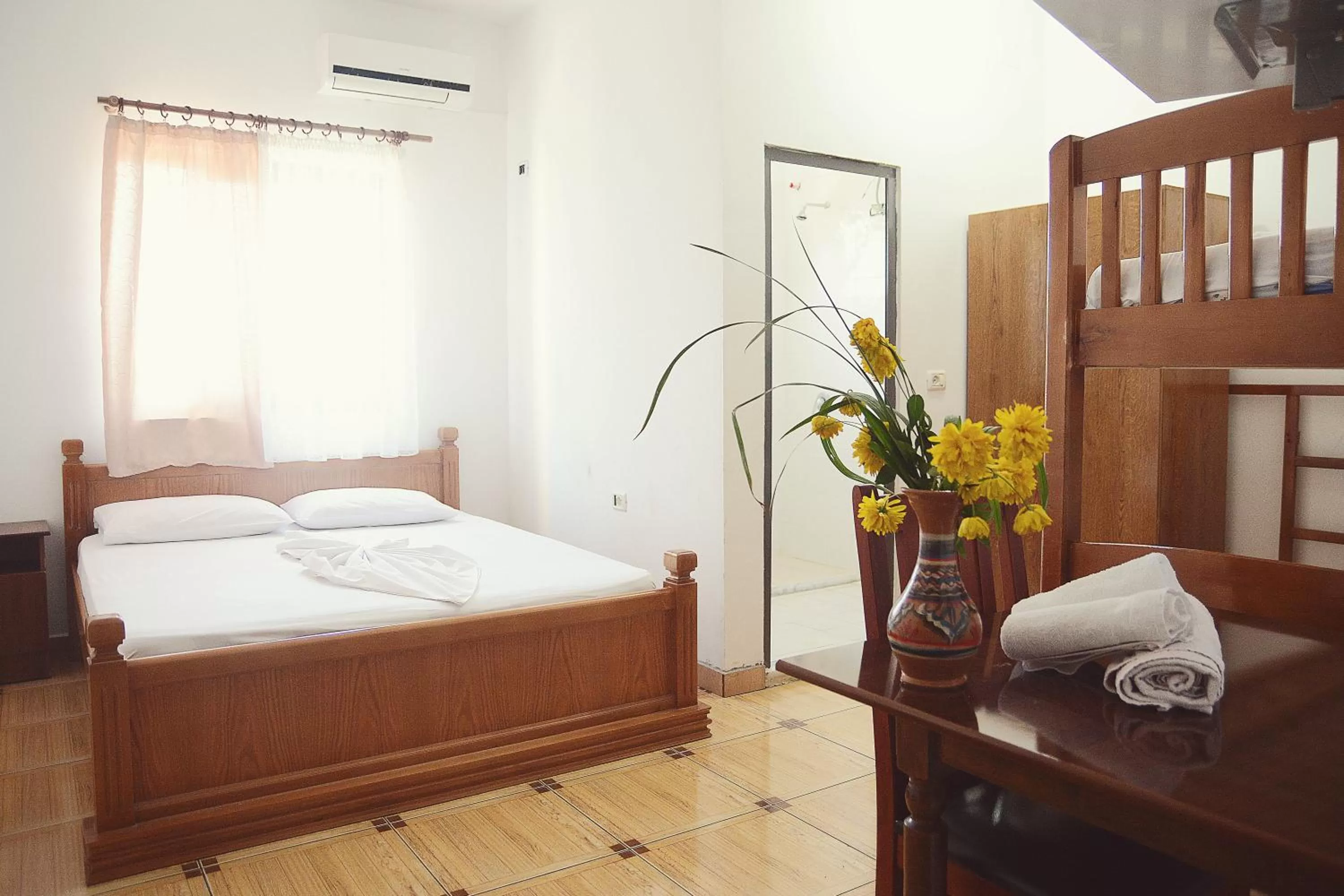 Photo of the whole room, Room Photo in Hotel Floga