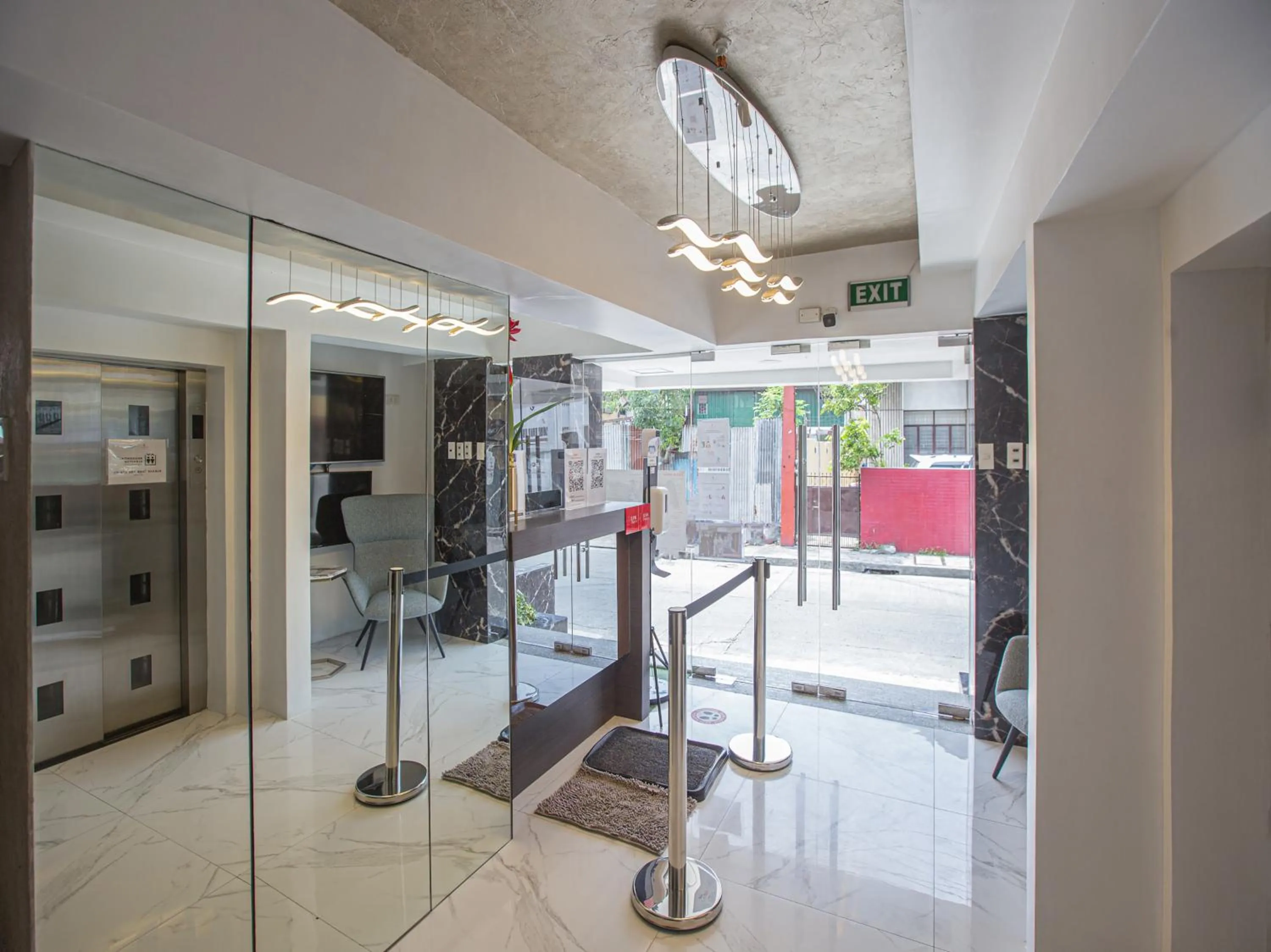 Lobby or reception in Circuit Hostel