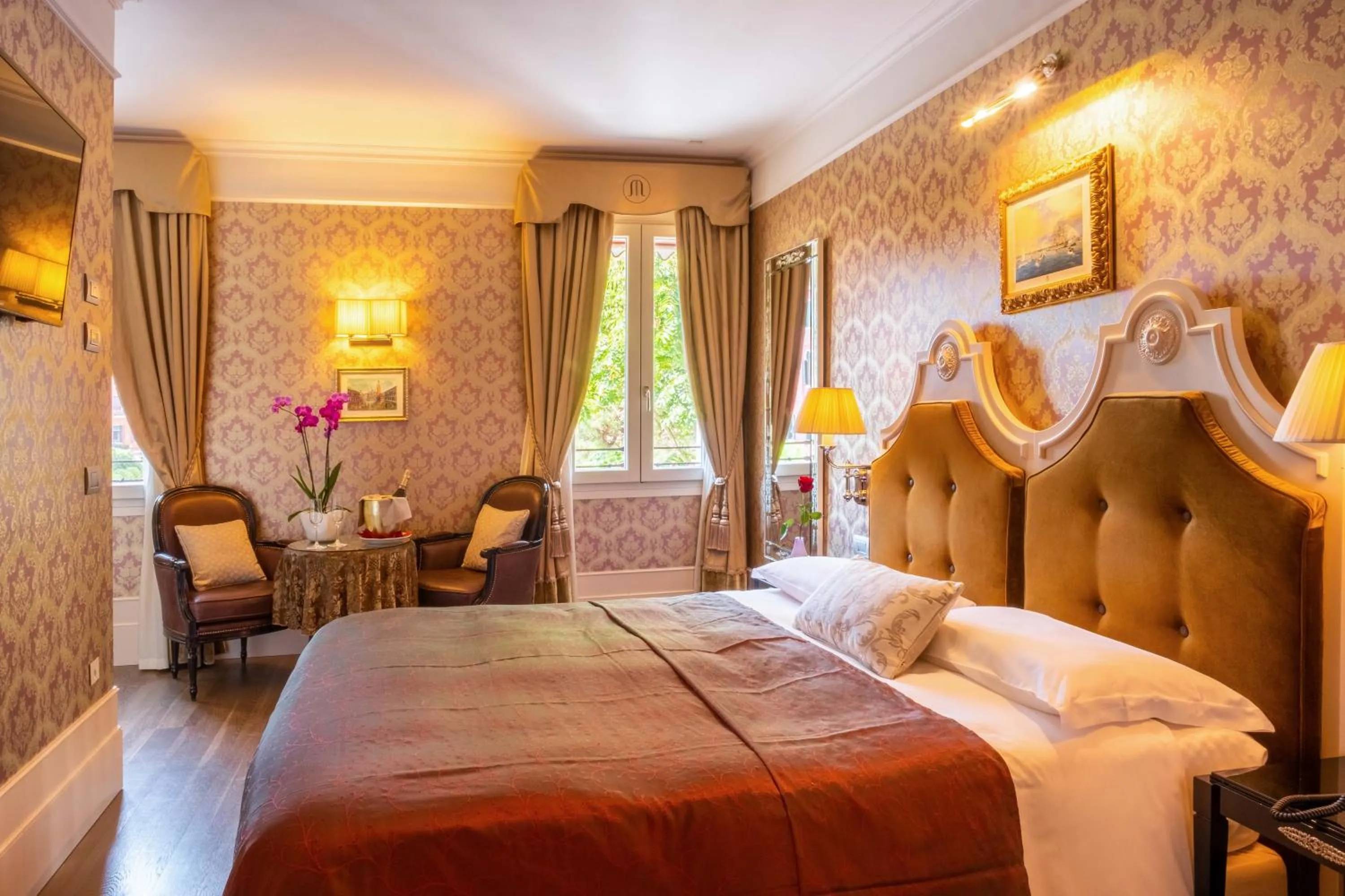 Bed in Hotel Moresco