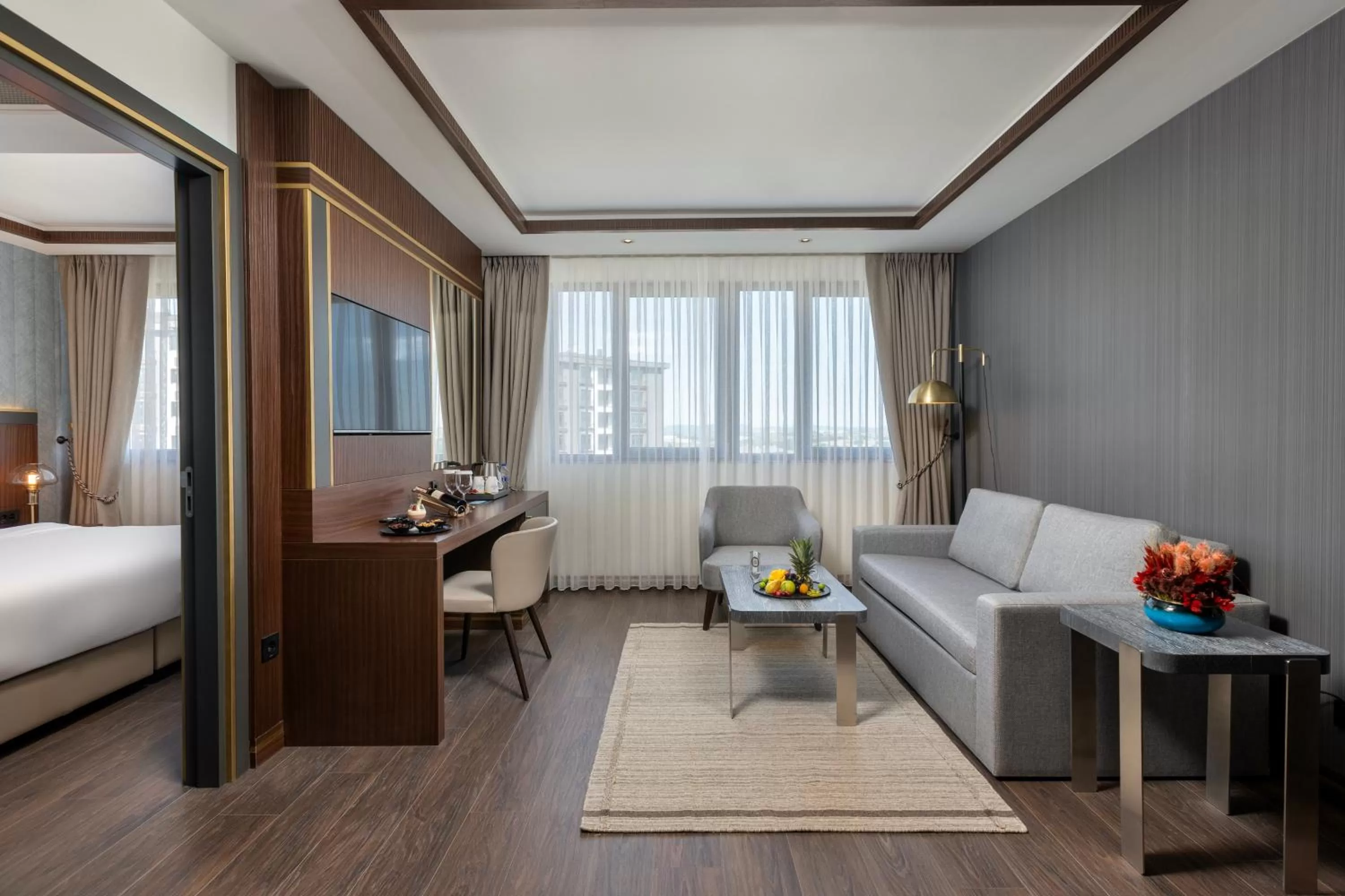 Living room, Bed in Miracle Istanbul Asia Airport Hotel & Spa