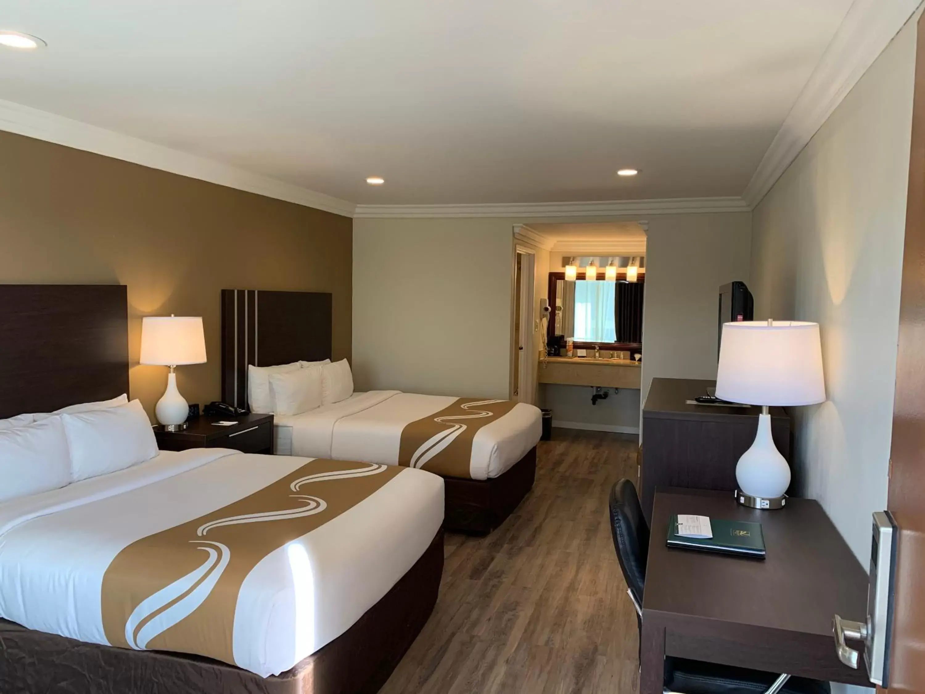 Standard Room, 2 Queen Beds, Non Smoking in Quality Inn Long Beach - Signal Hill Standard Room, 2 Queen Beds, Non Smoking in Quality Inn Long Beach - Signal Hill