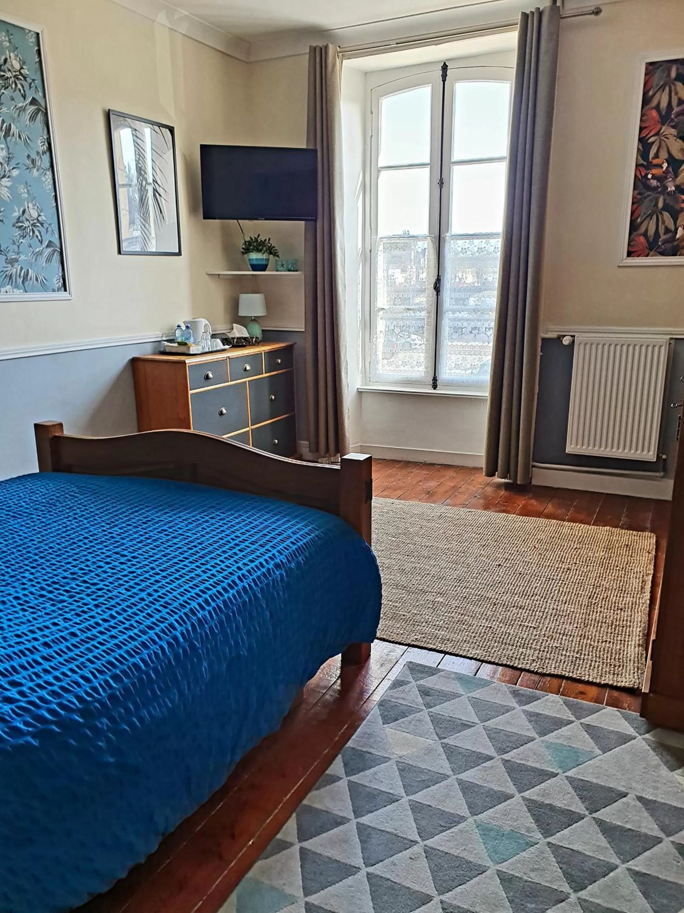 Photo of the whole room in Chambres Dhôtes Numéro 1