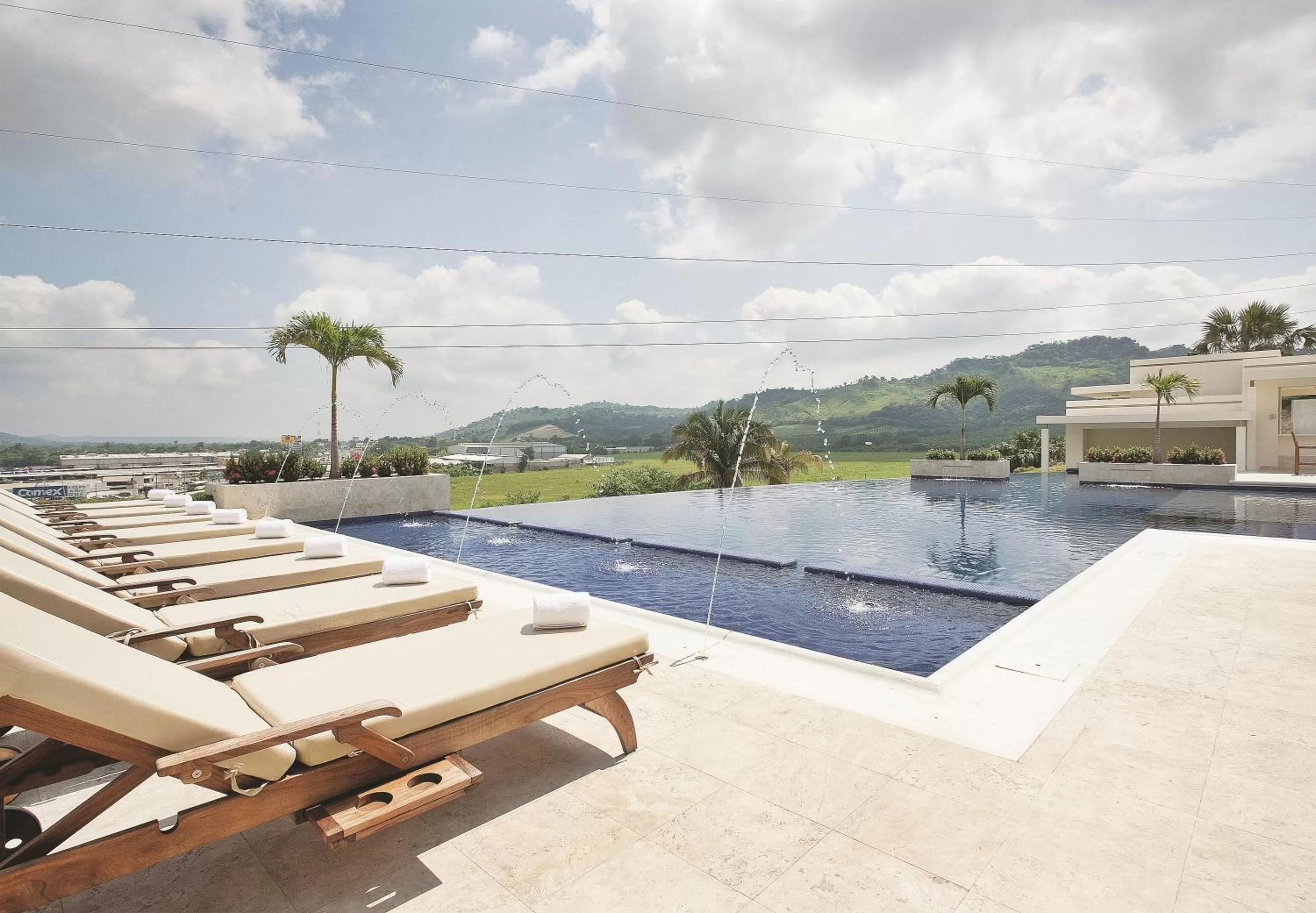 Swimming Pool in La Quinta by Wyndham Poza Rica