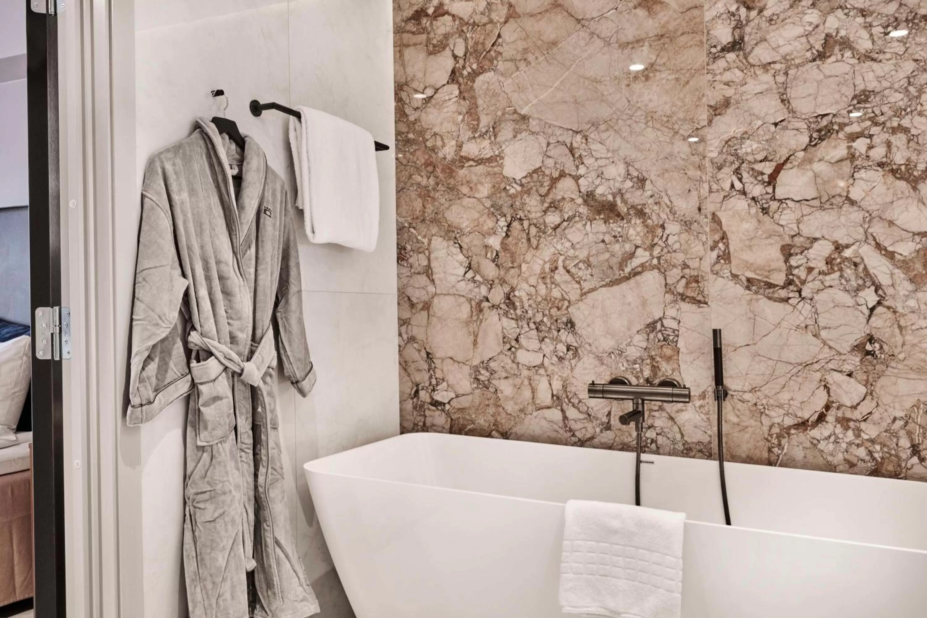 Bathroom in Radisson Blu Caledonien Hotel, Kristiansand