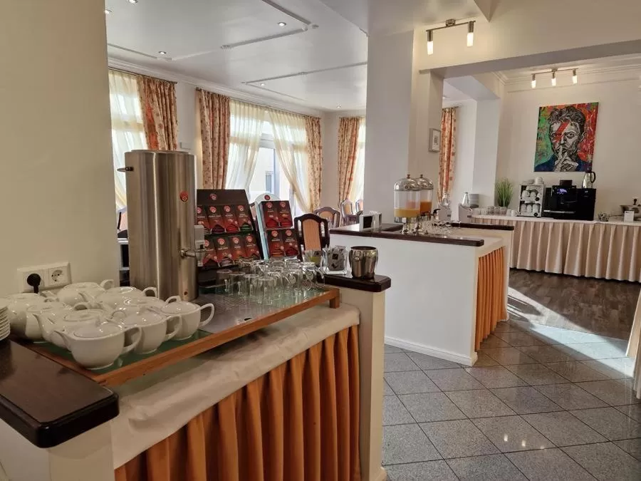 Restaurant/places to eat in artHOTEL Bremen