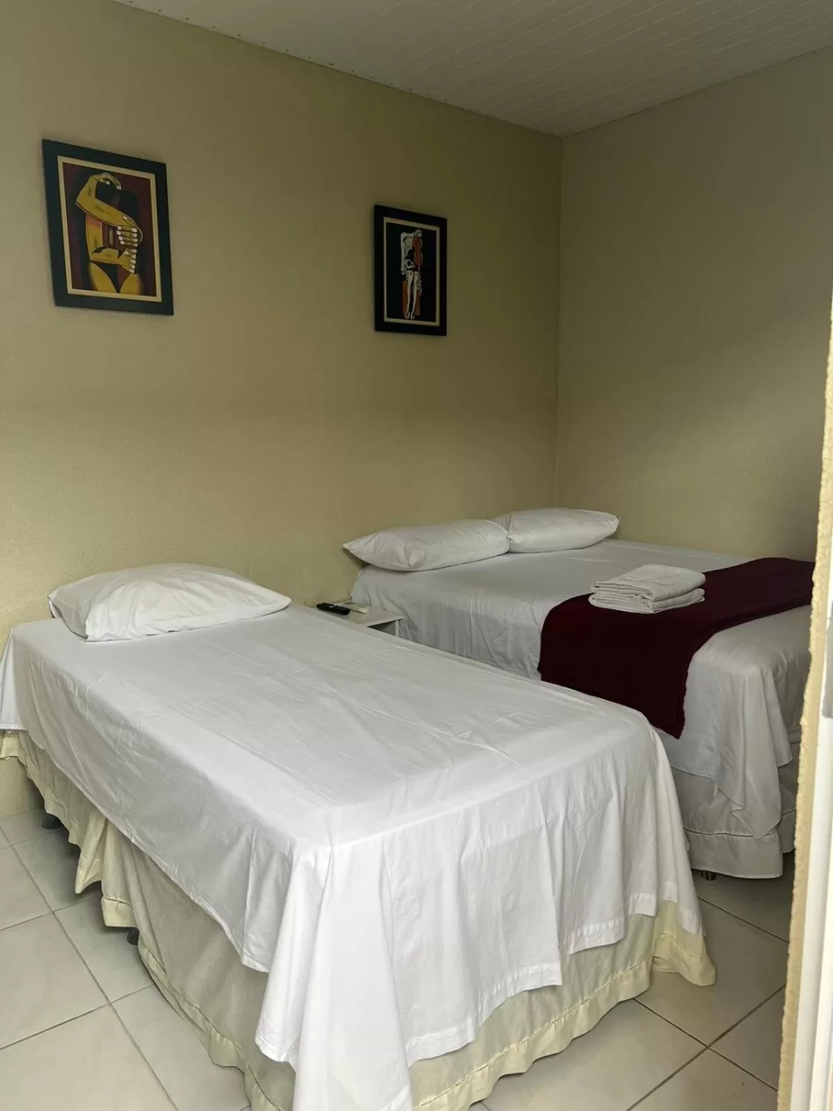 Photo of the whole room, Bed in Pousada Hostal Iracema