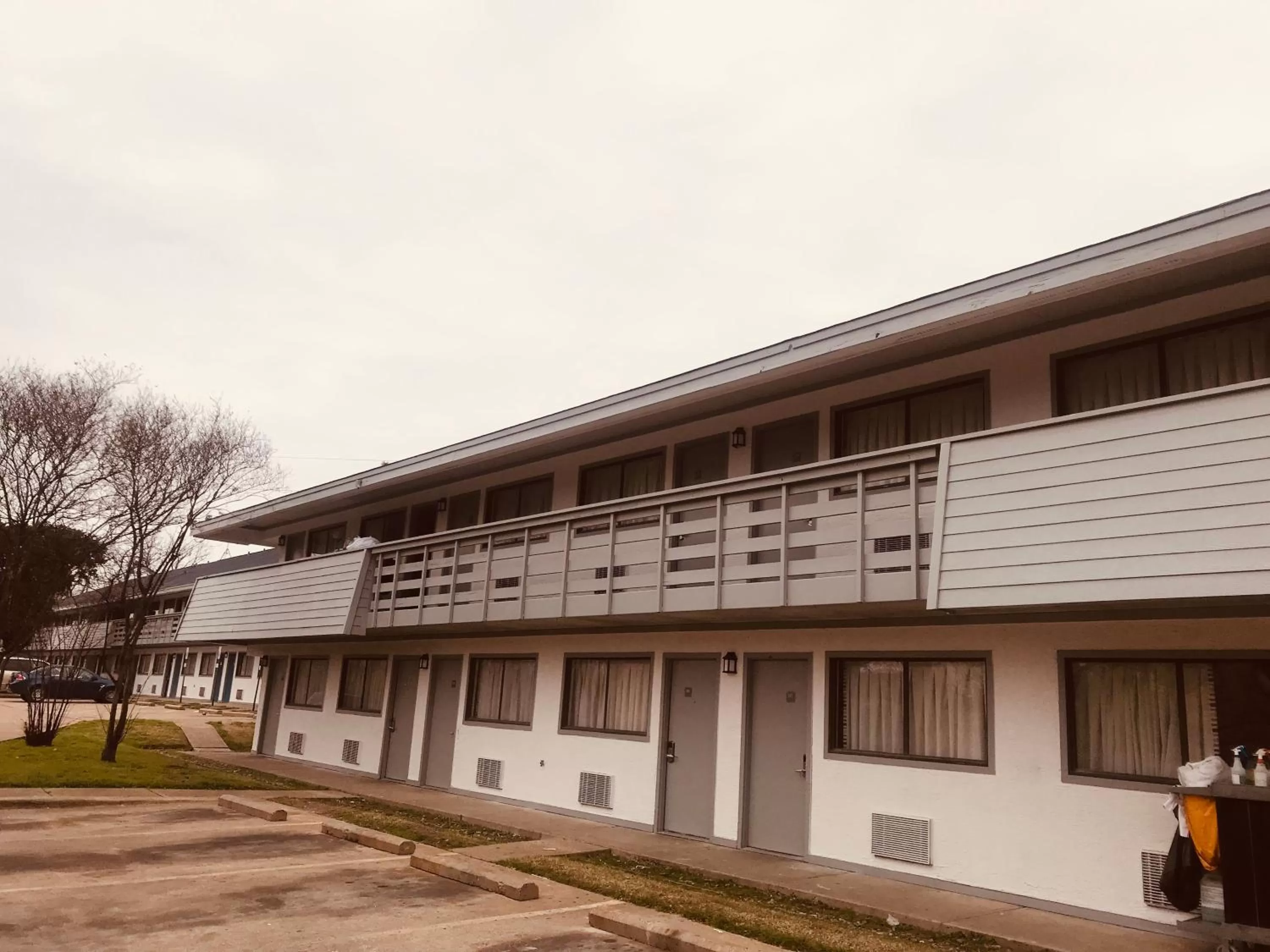 Facade/entrance in Dallas Love Field Inn