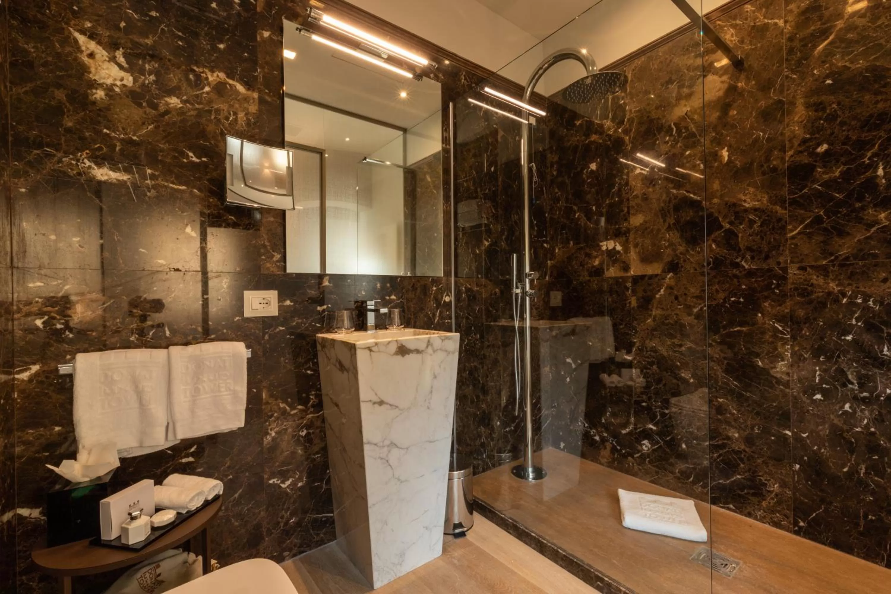 Bathroom in Donati Luxury Tower Suites