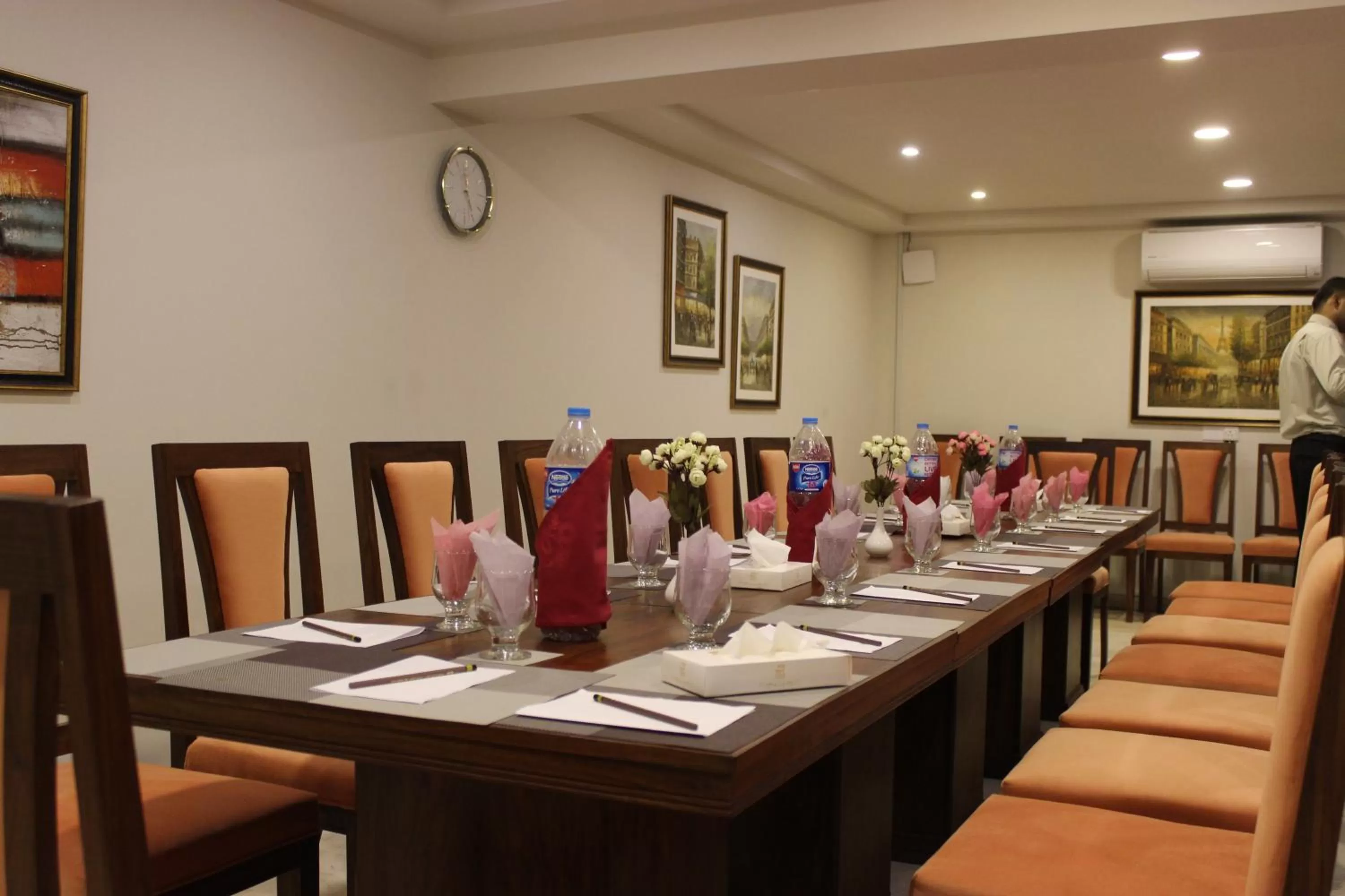 Restaurant/places to eat in S Chalet Islamabad