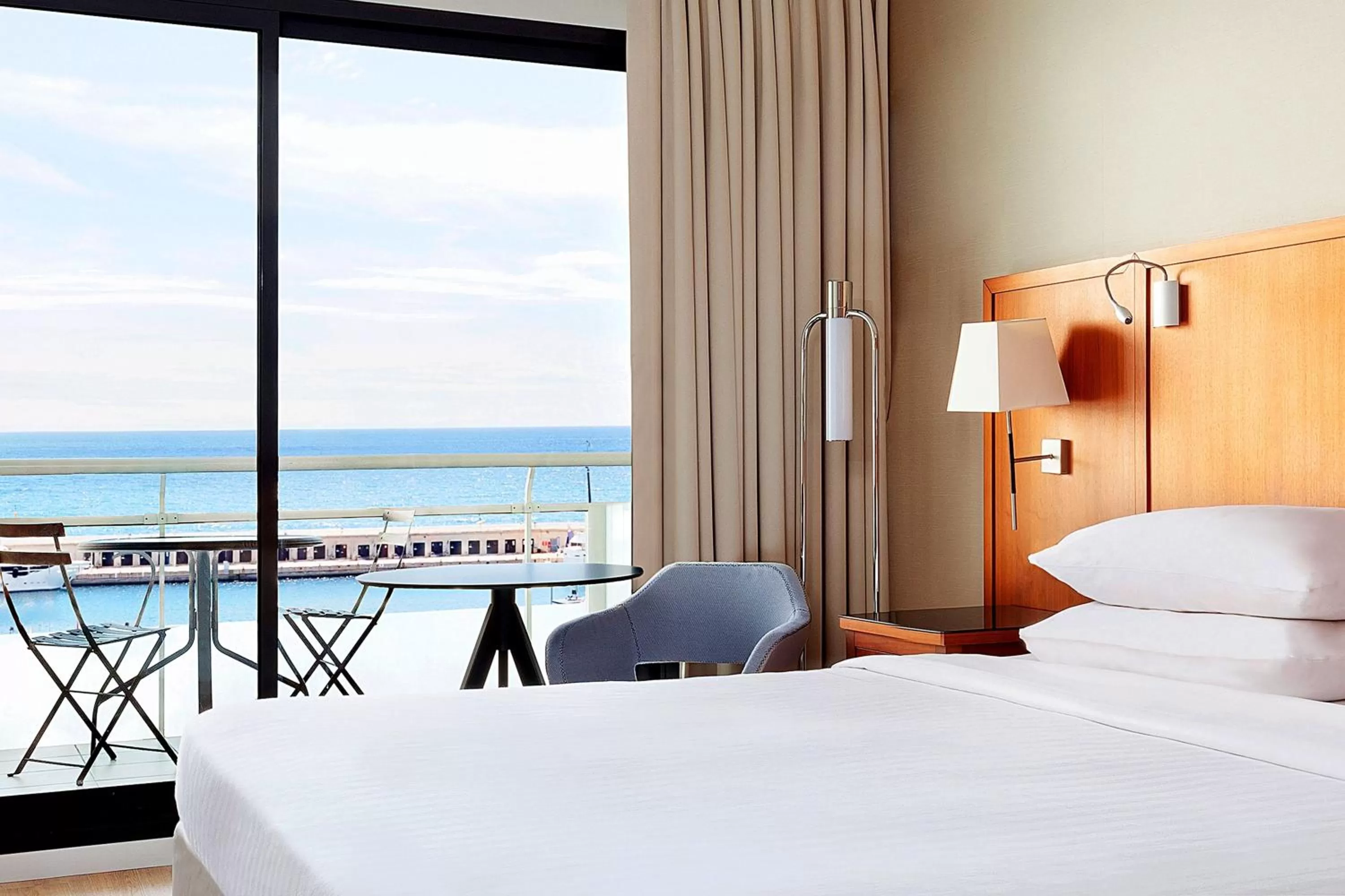 Photo of the whole room, Bed in Riviera Marriott Hotel La Porte De Monaco