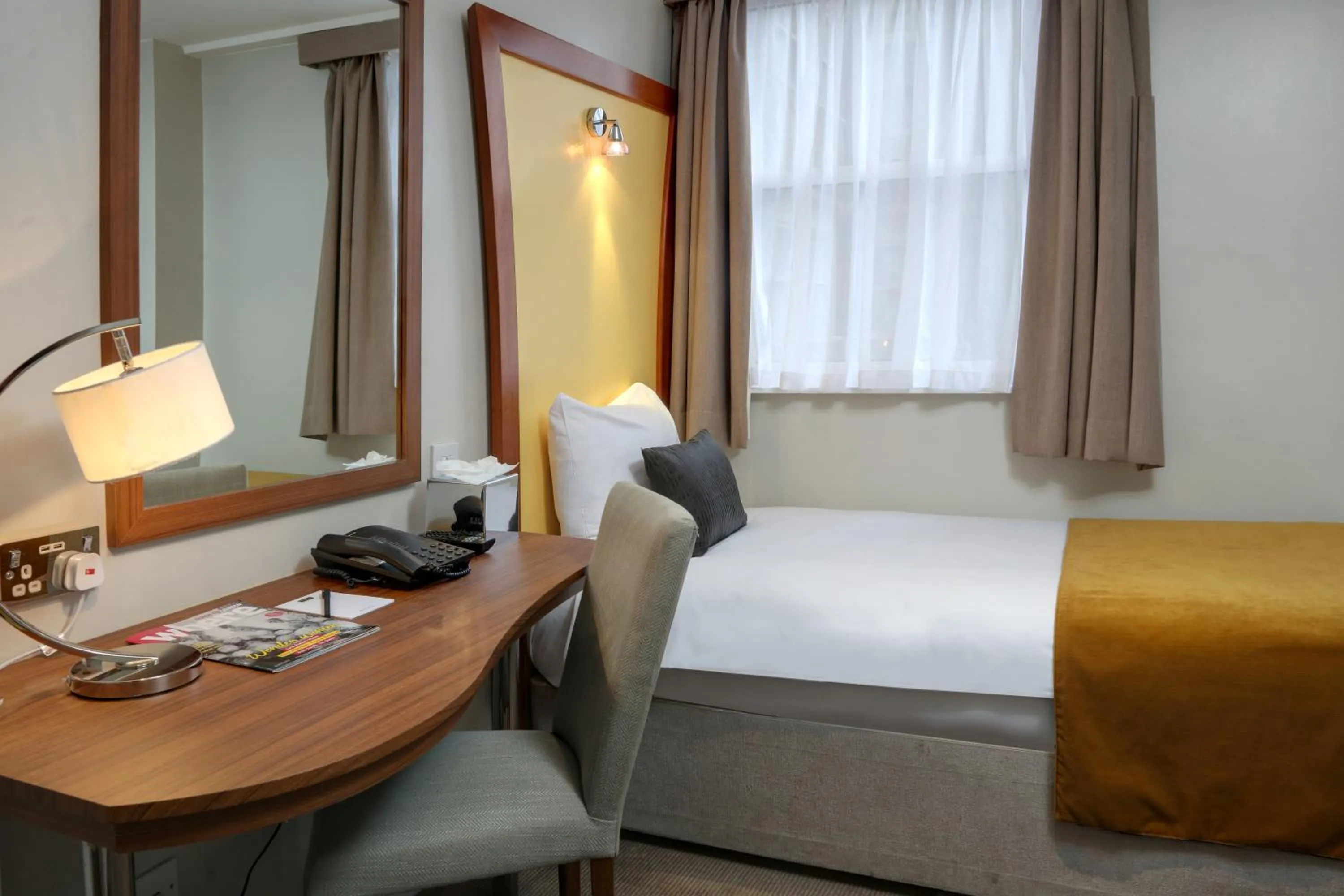 Bed in Corus Hyde Park Hotel