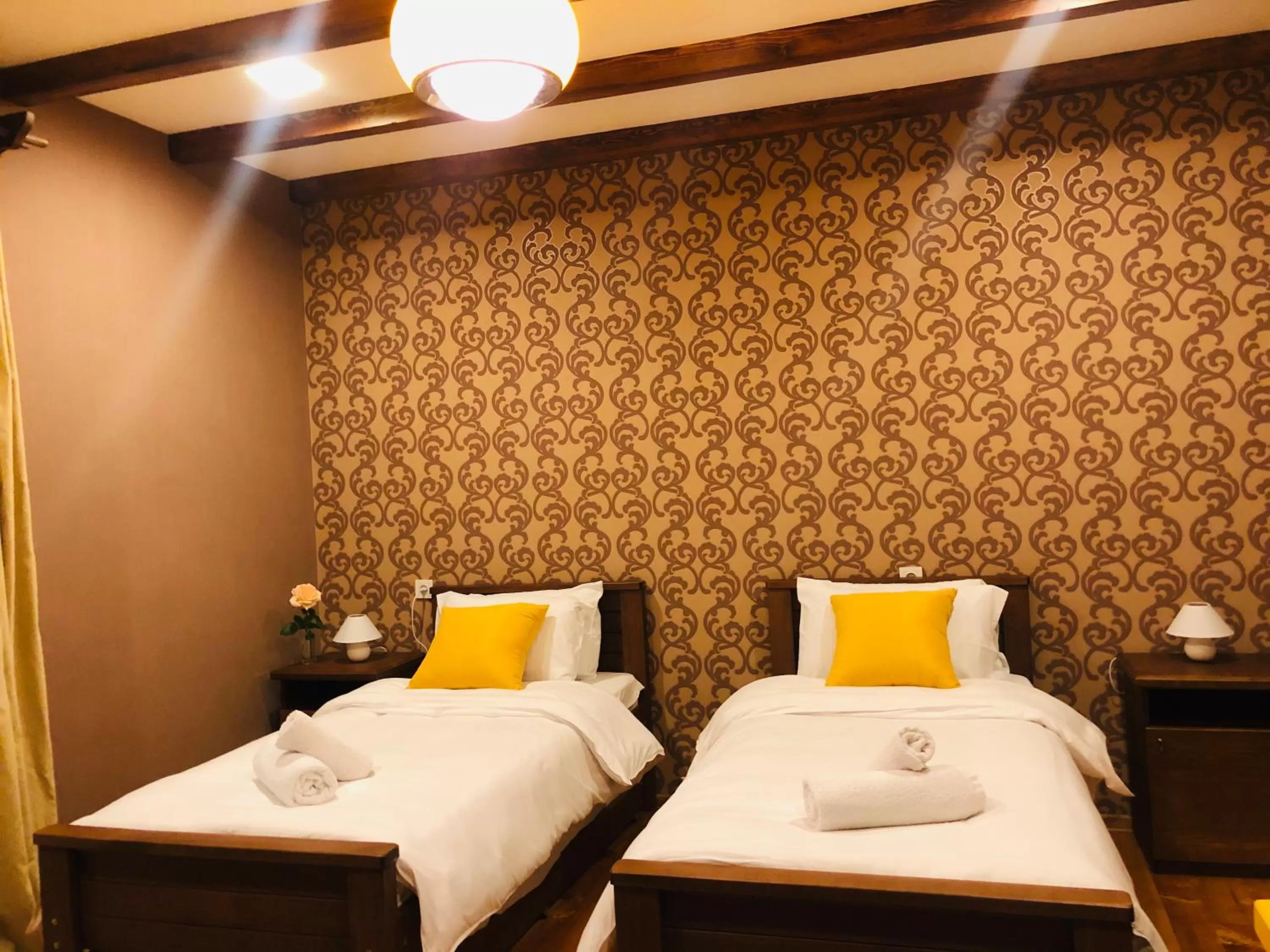 Bed in Borjomi Yellow Hotel